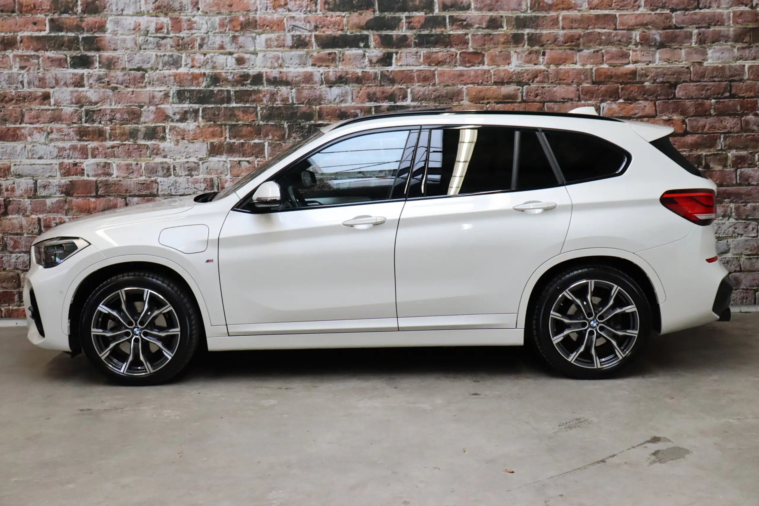 BMW - X1