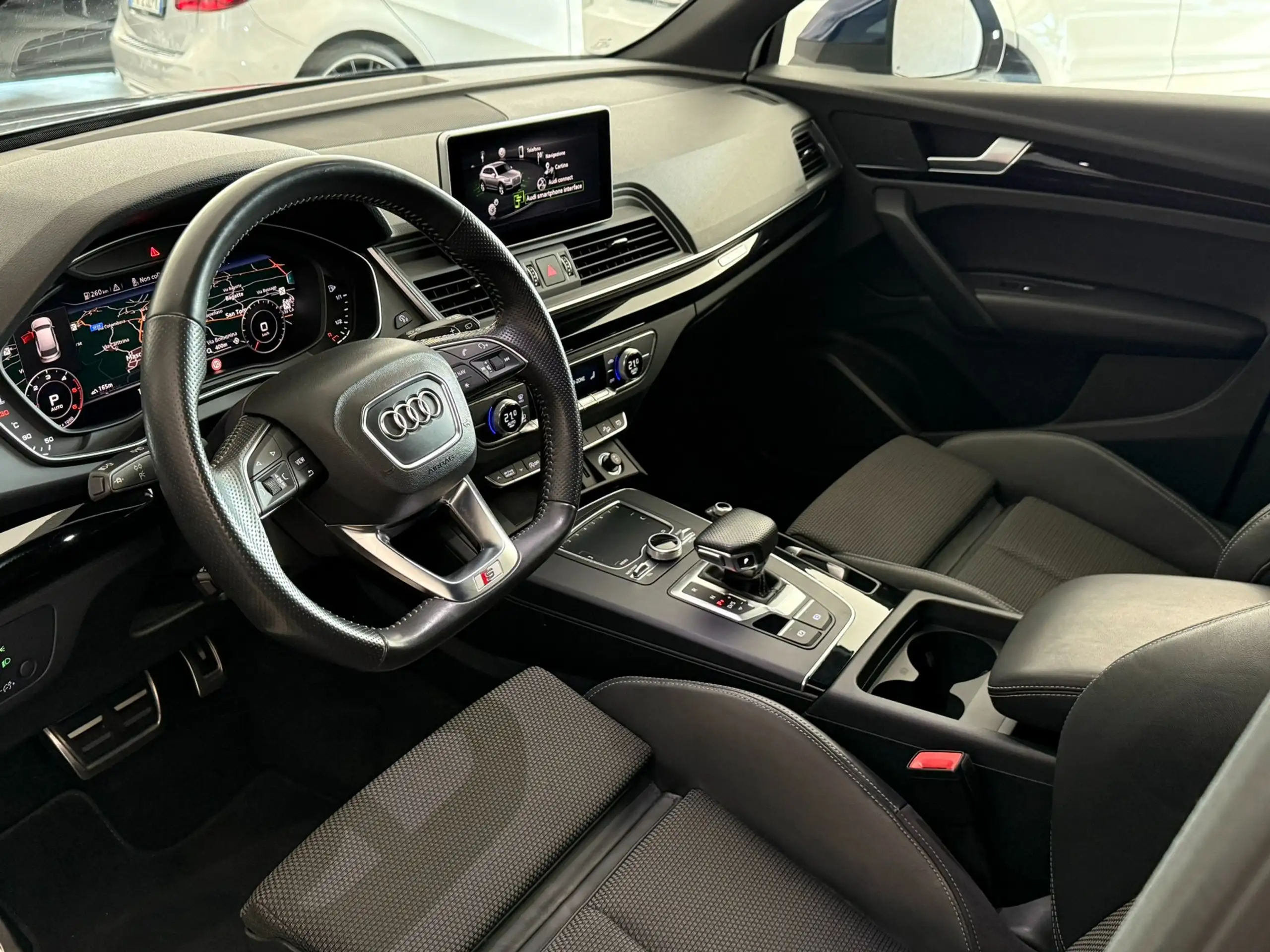 Audi - Q5