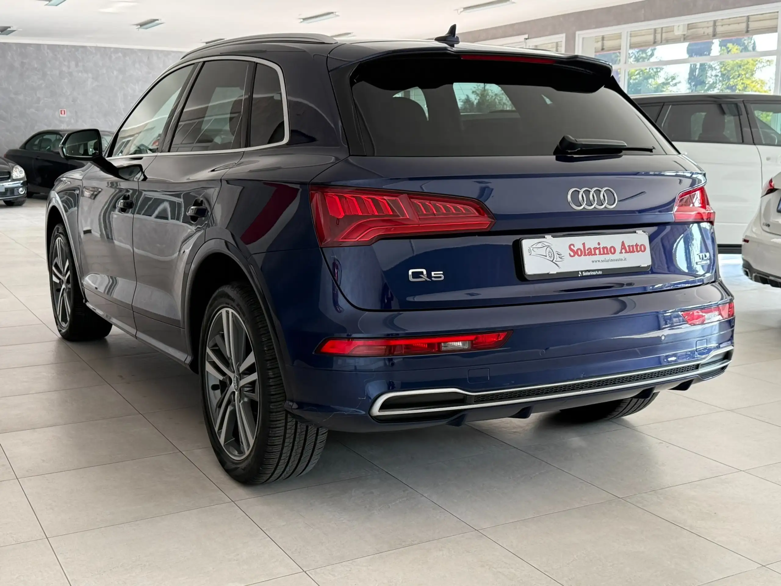 Audi - Q5