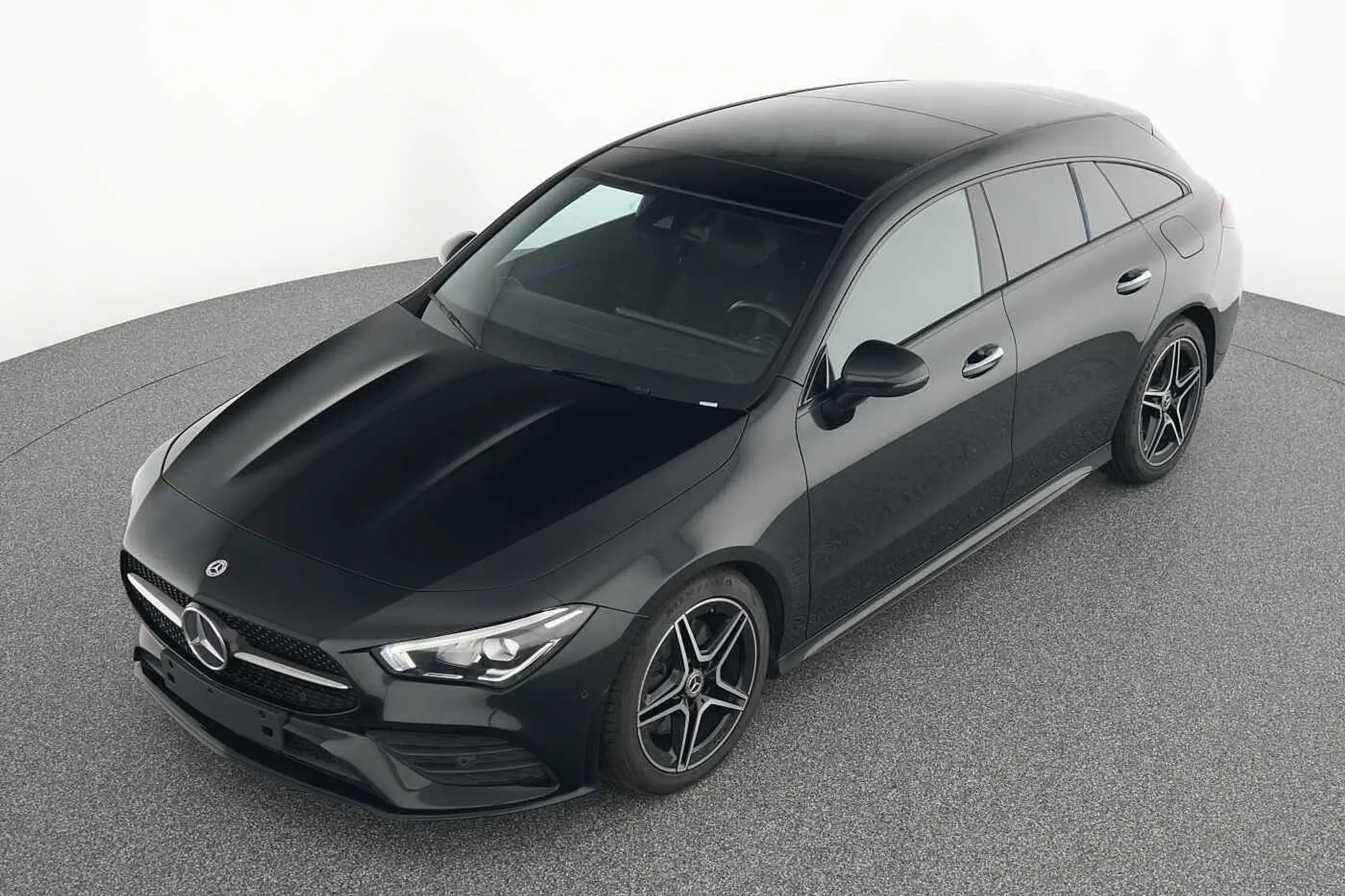 Mercedes-Benz - CLA 200