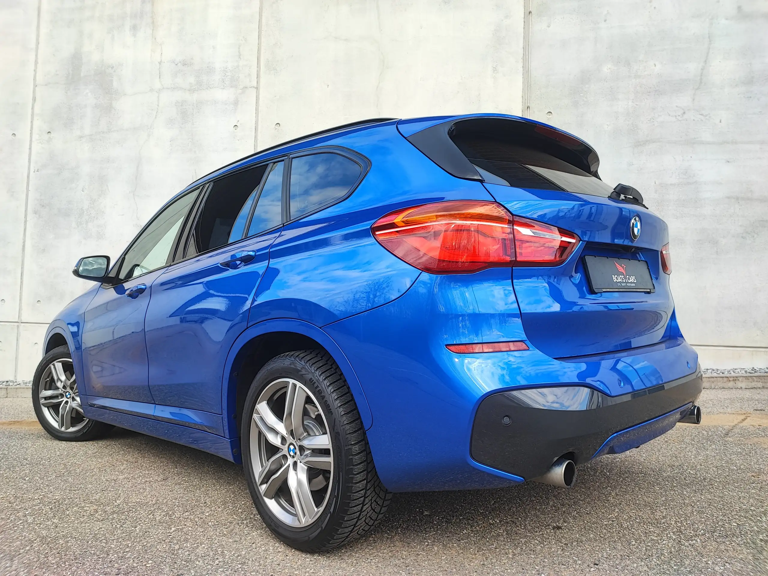 BMW - X1