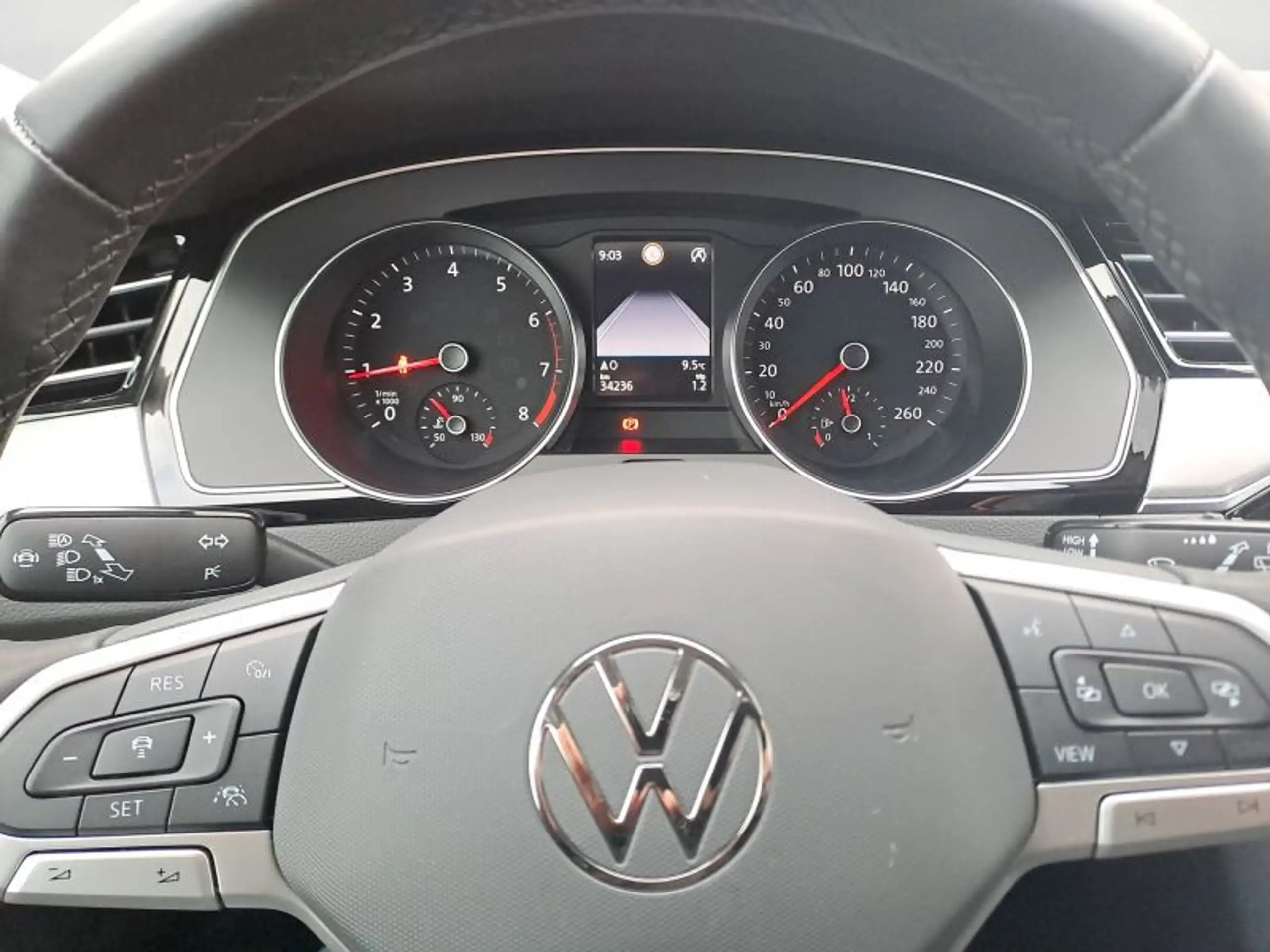 Volkswagen - Passat Variant