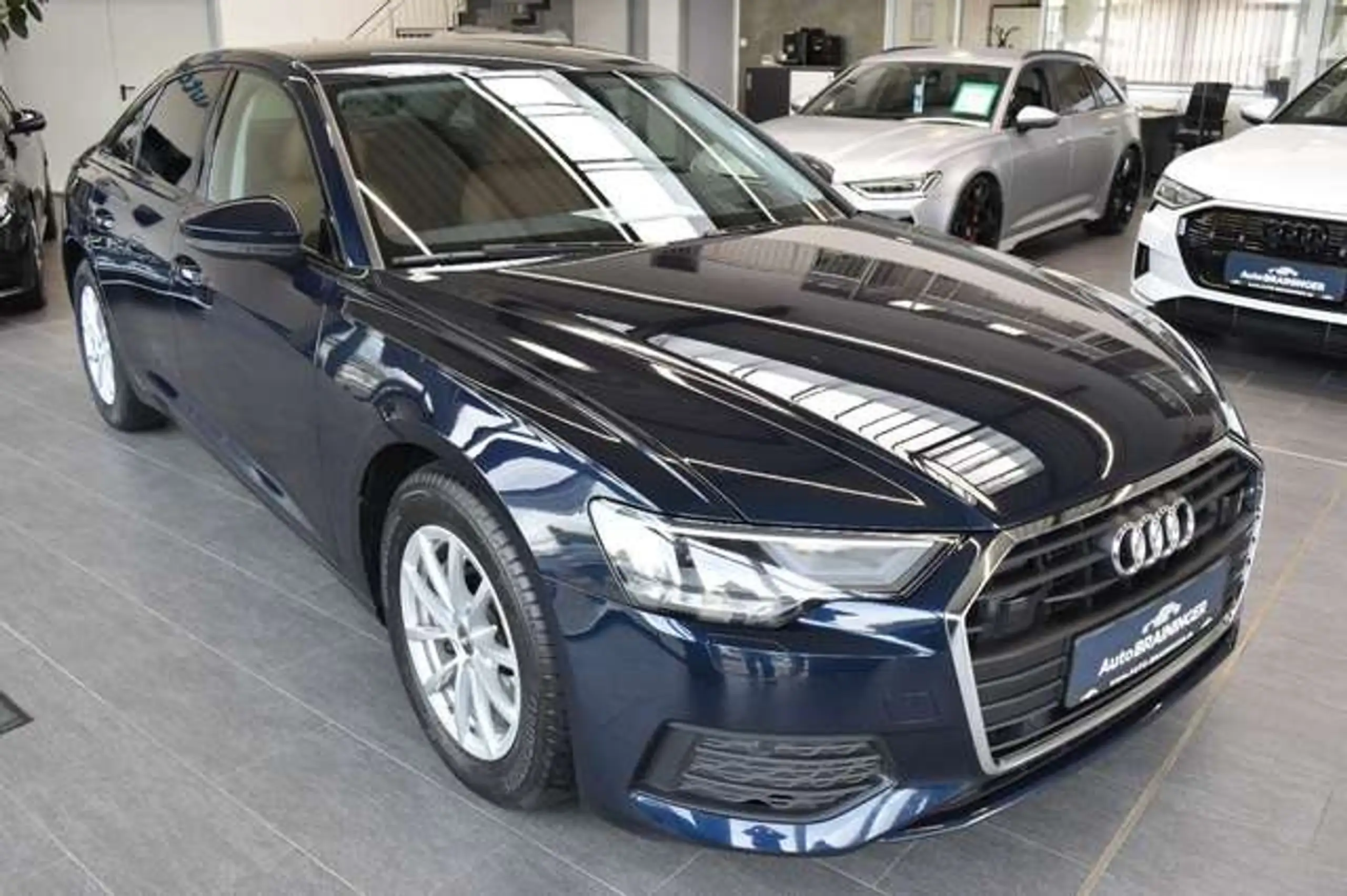 Audi - A6