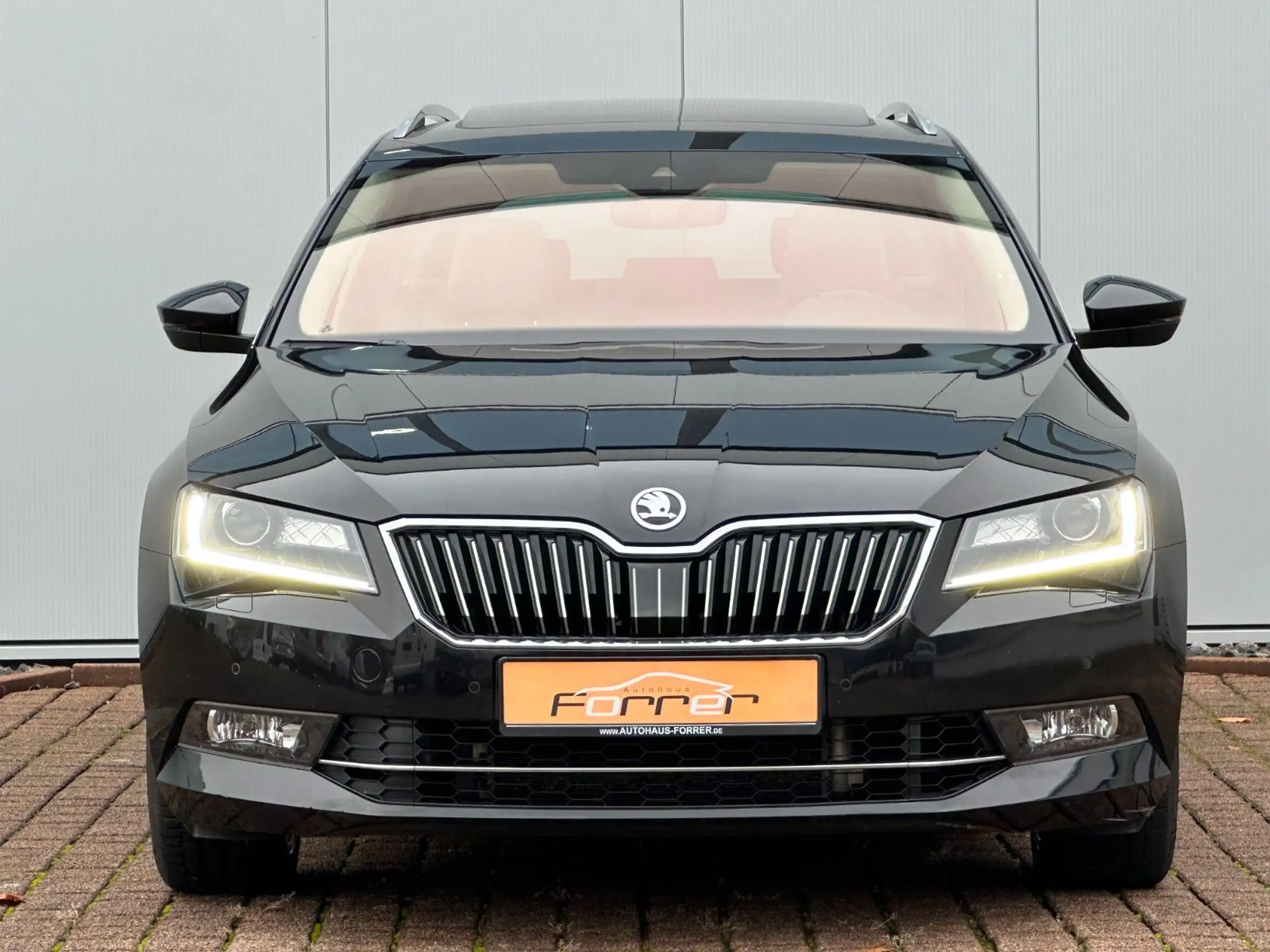 Skoda - Superb