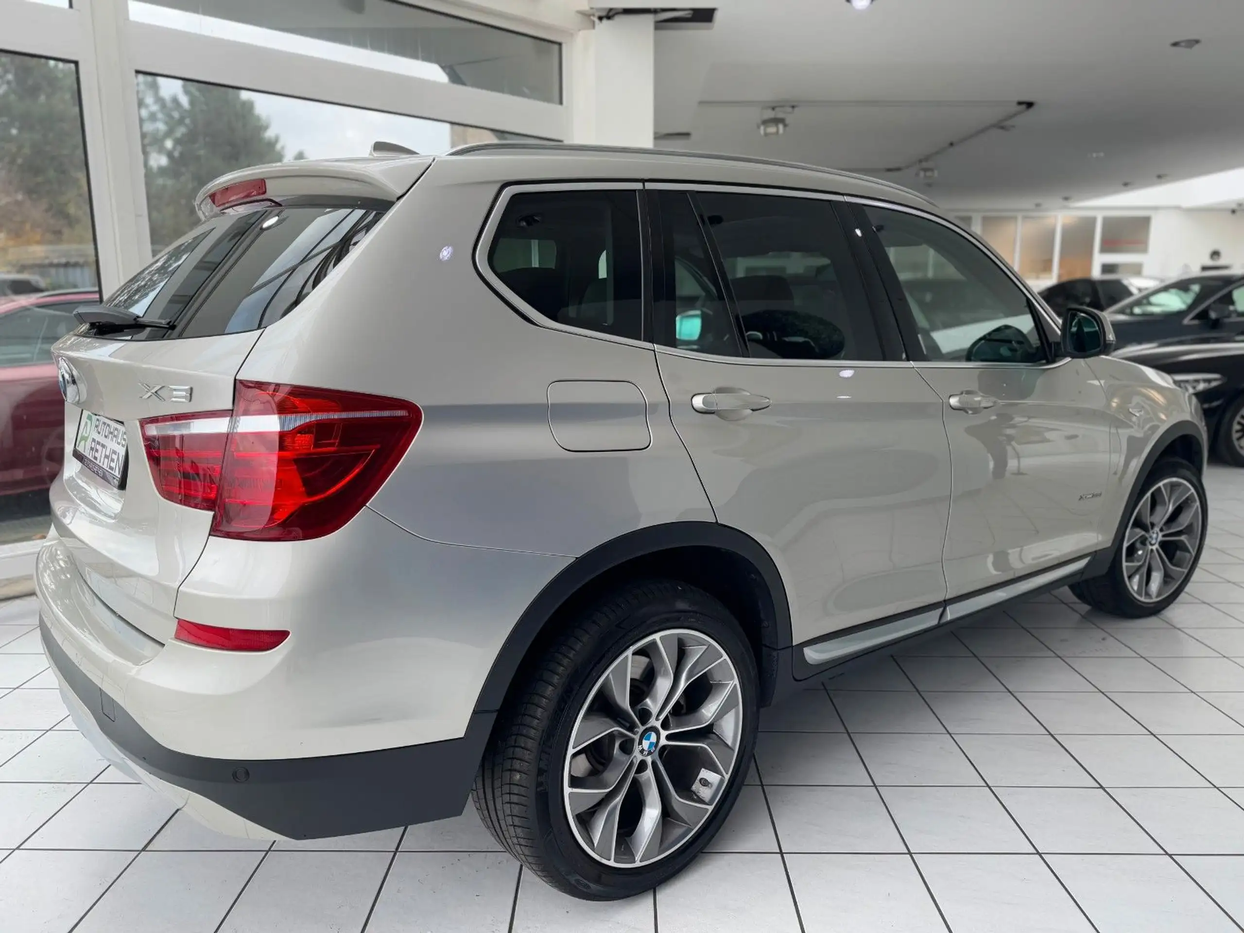 BMW - X3