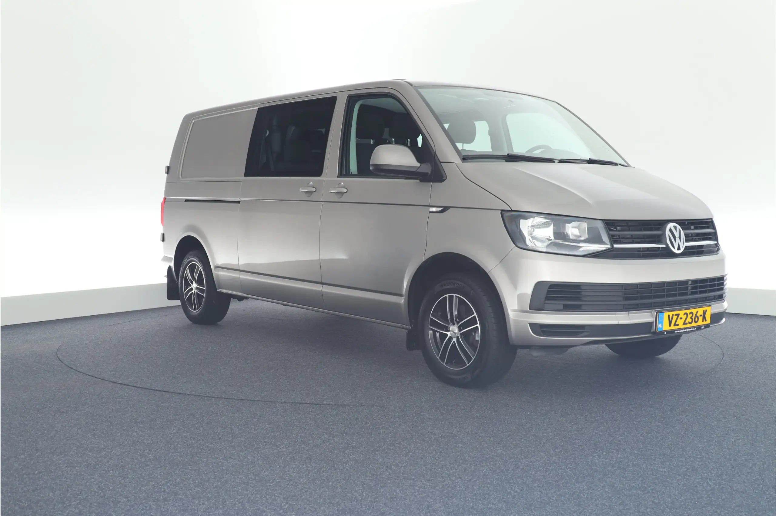 Volkswagen - T6 Transporter