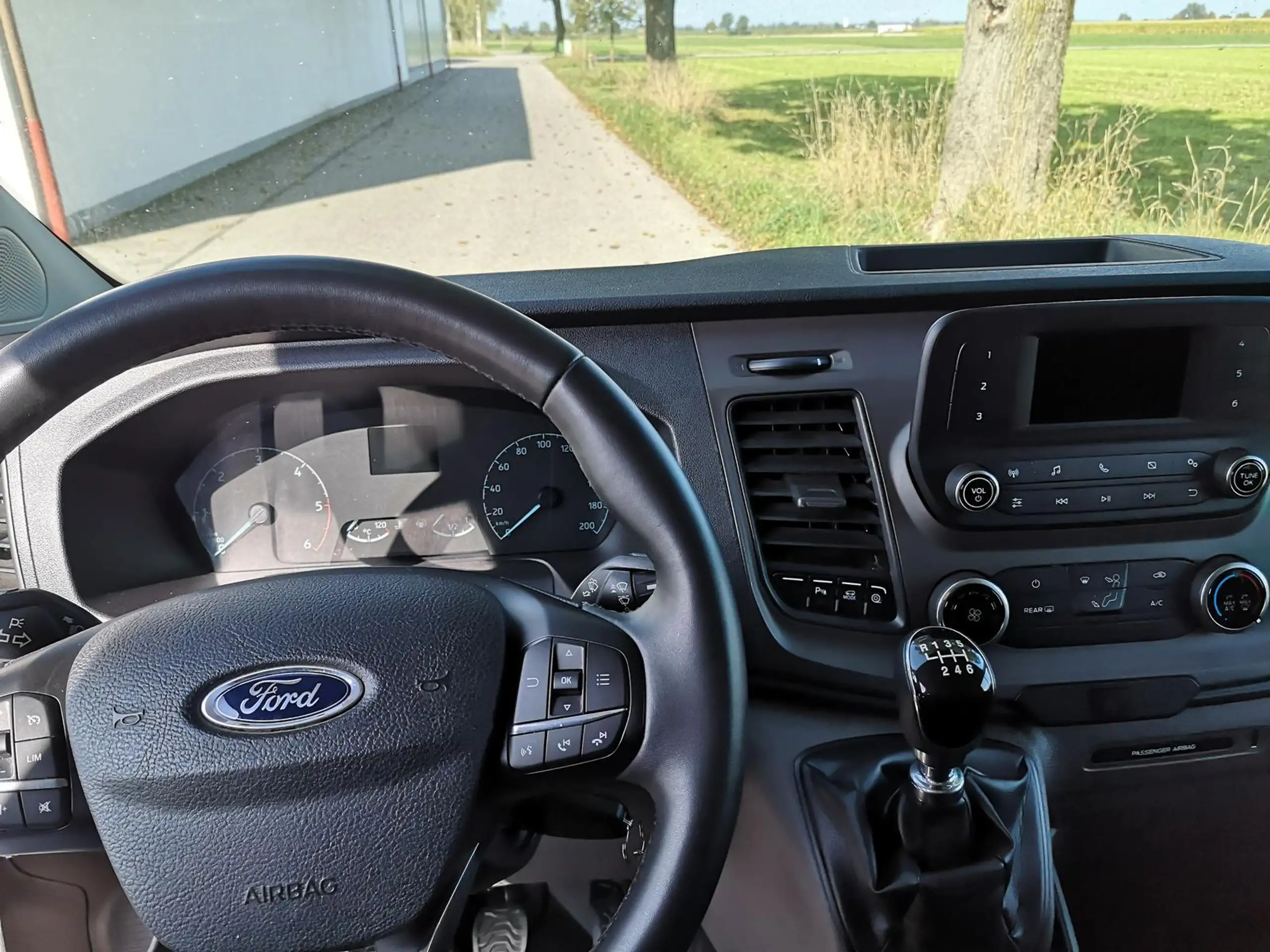 Ford - Transit Custom