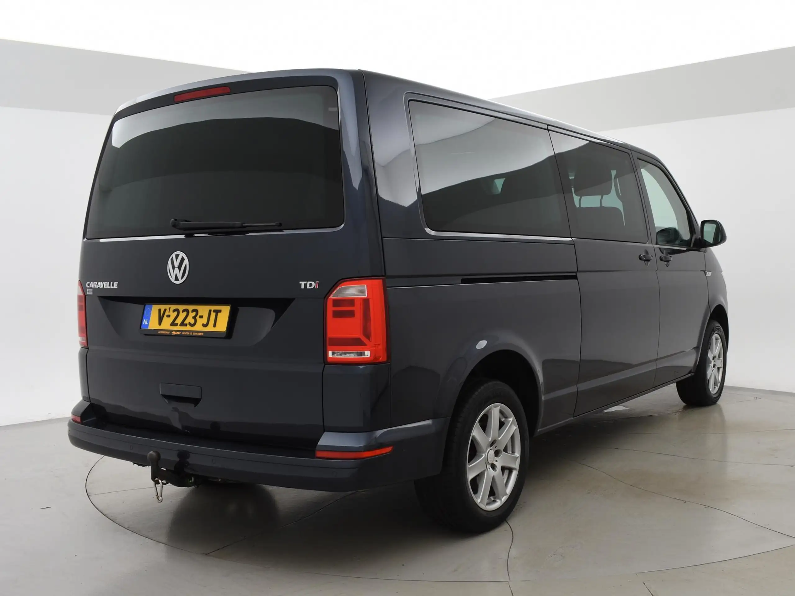 Volkswagen - T6 Transporter