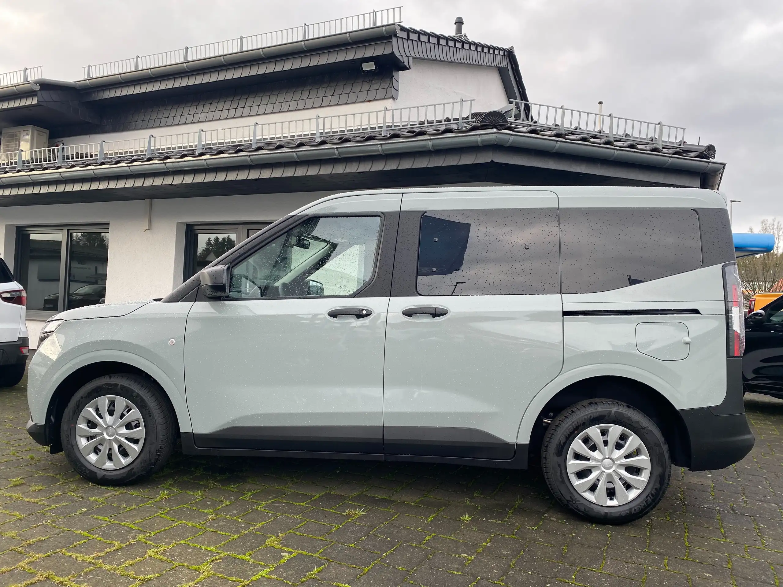 Ford - Tourneo Courier