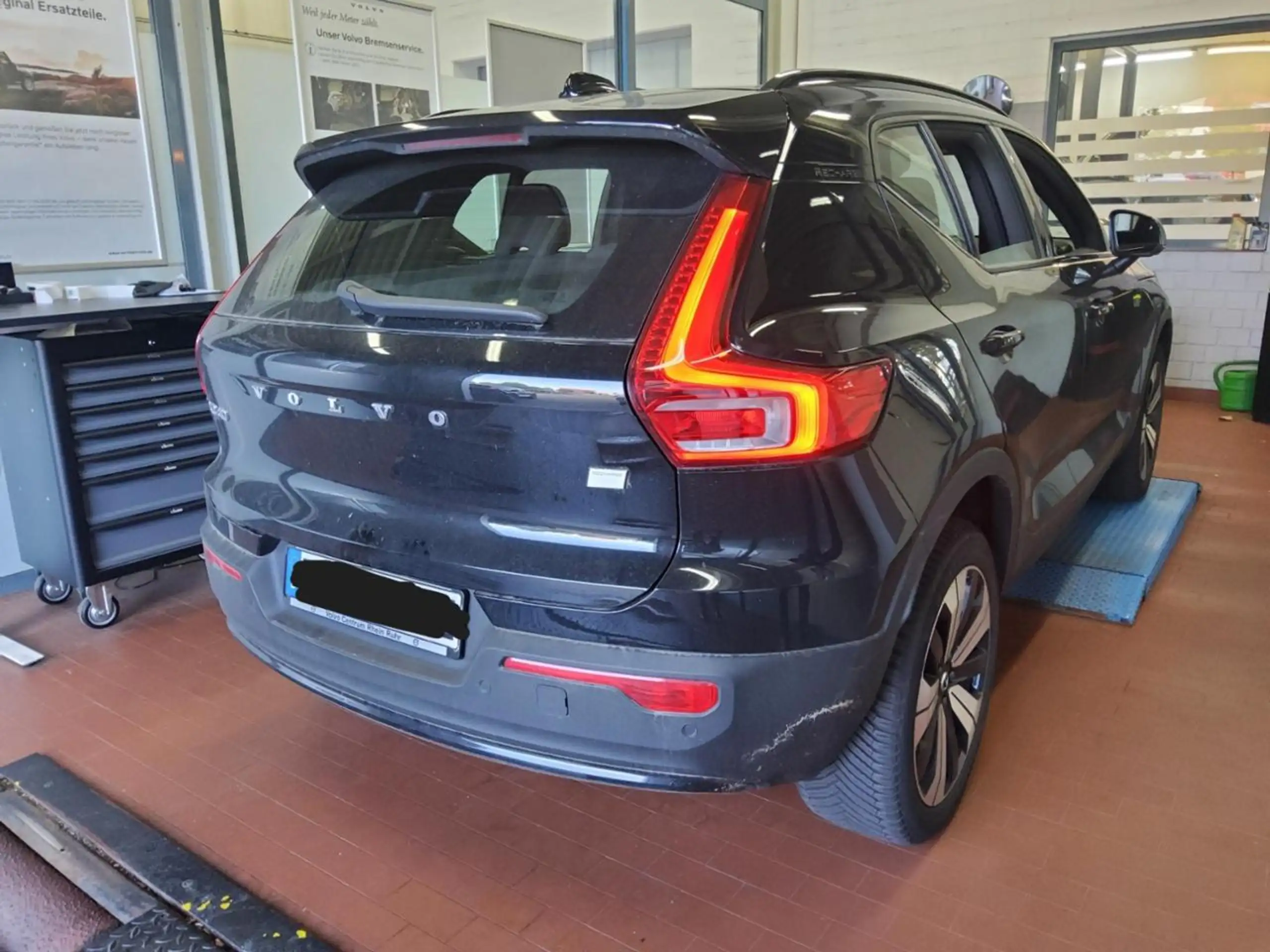 Volvo - XC40