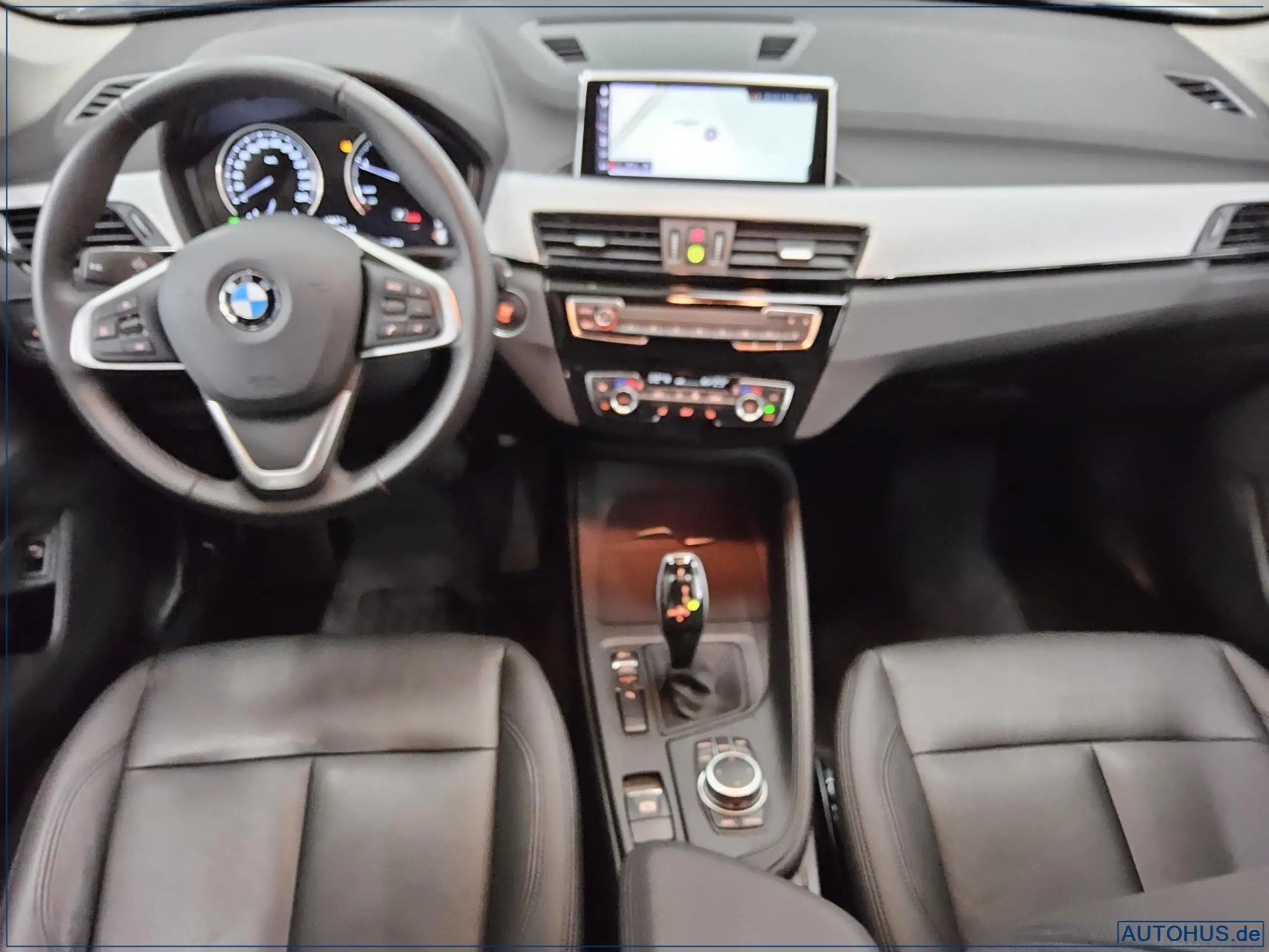 BMW - X1