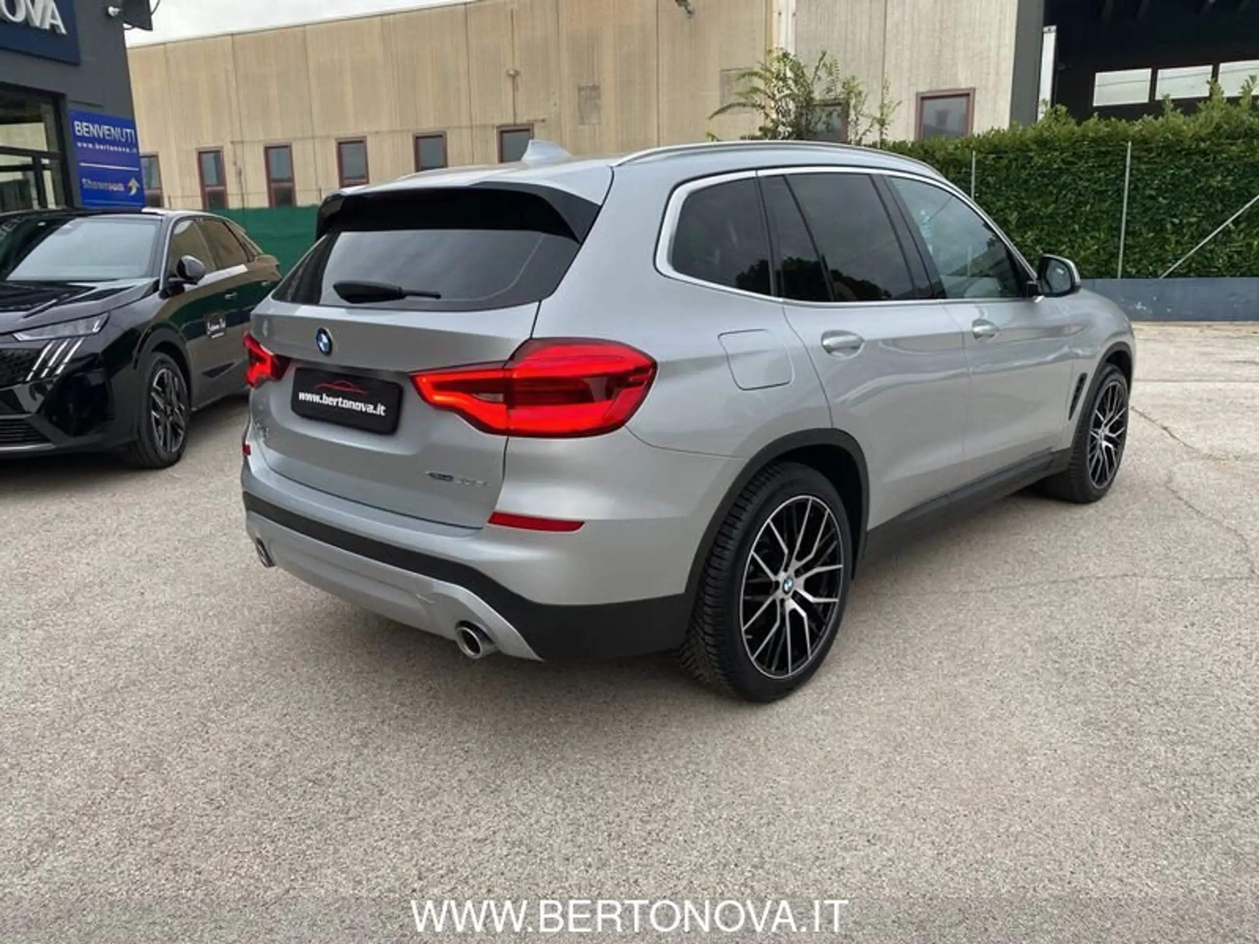 BMW - X3