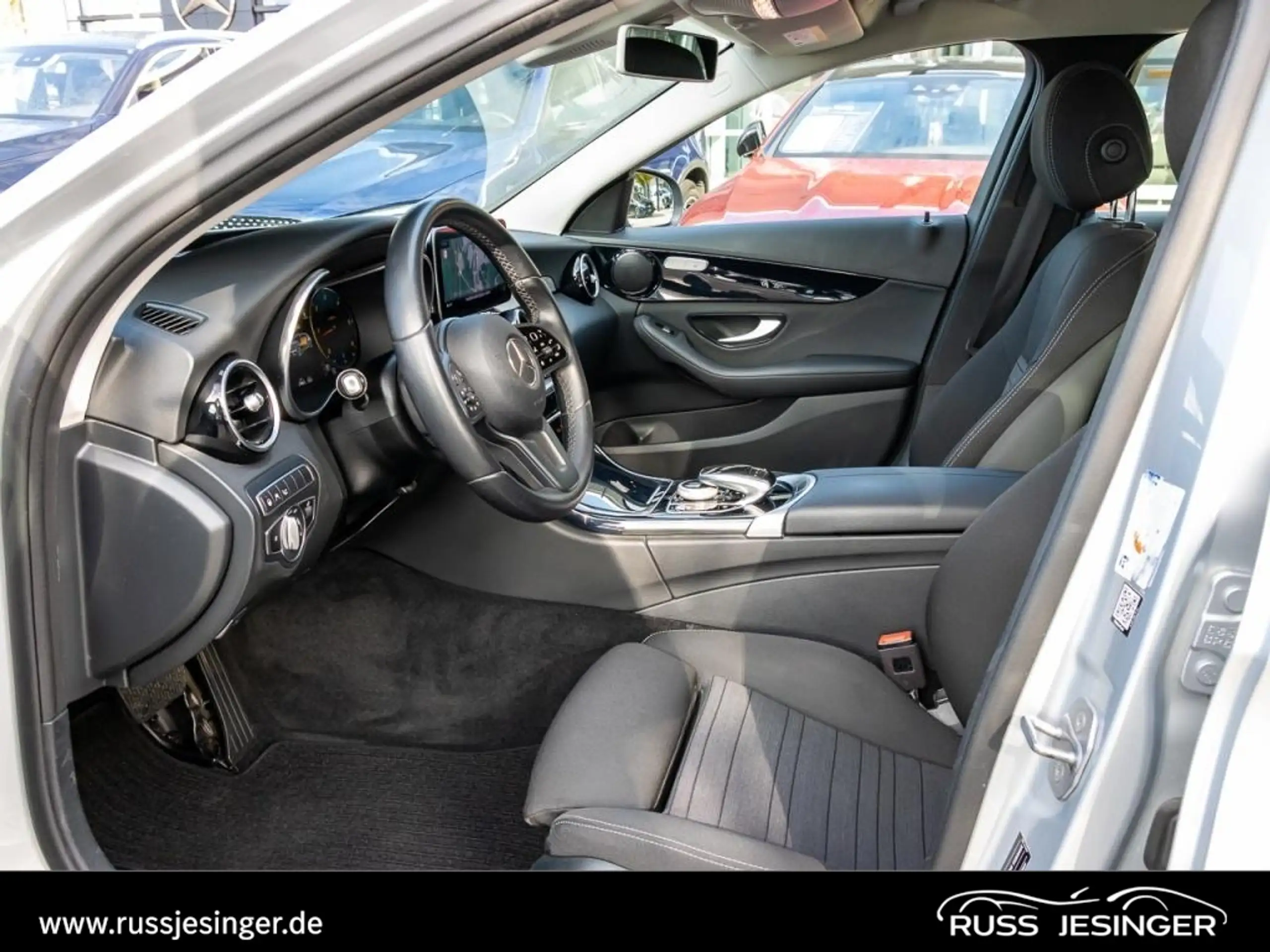 Mercedes-Benz - C 220