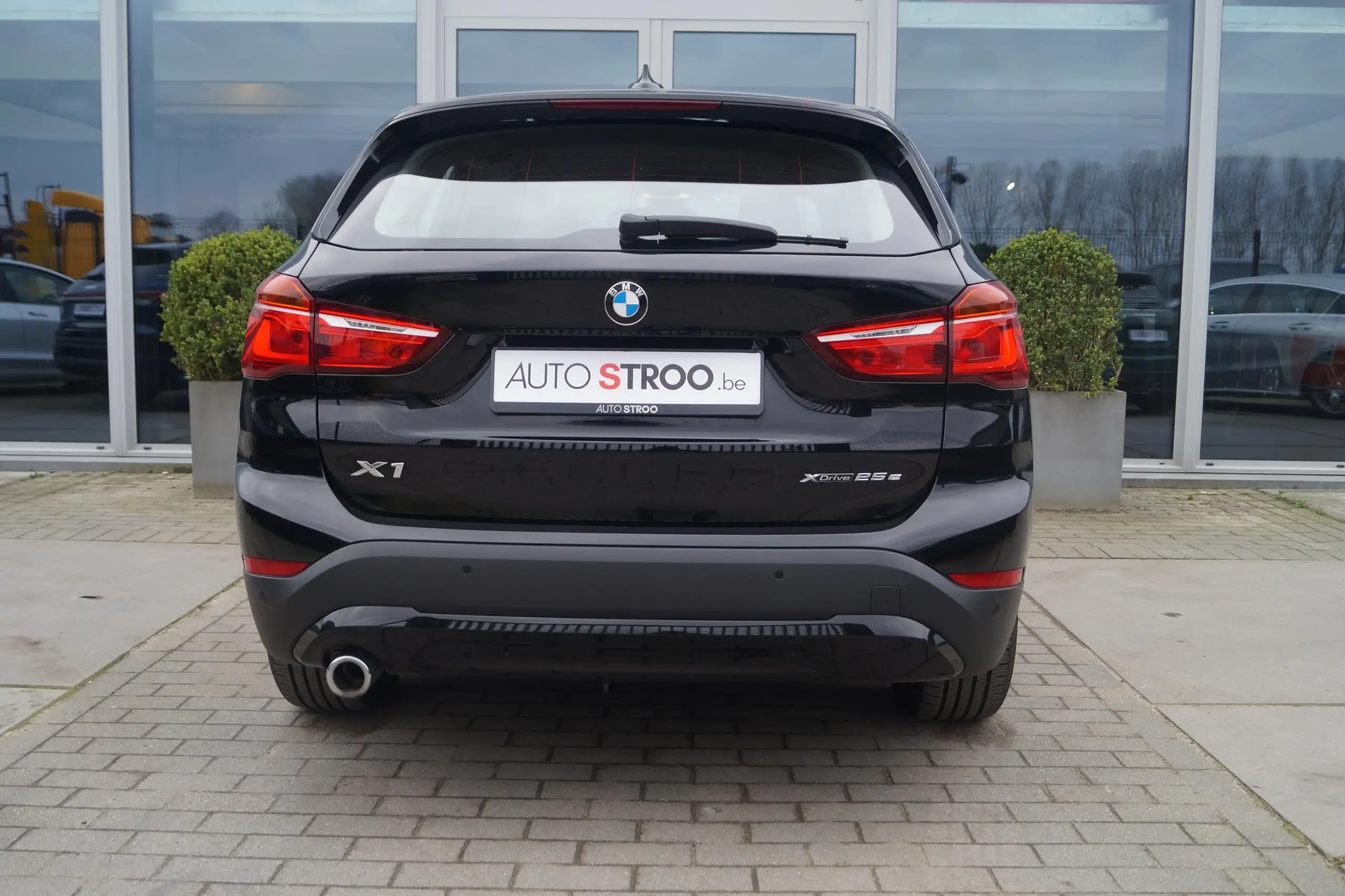 BMW - X1