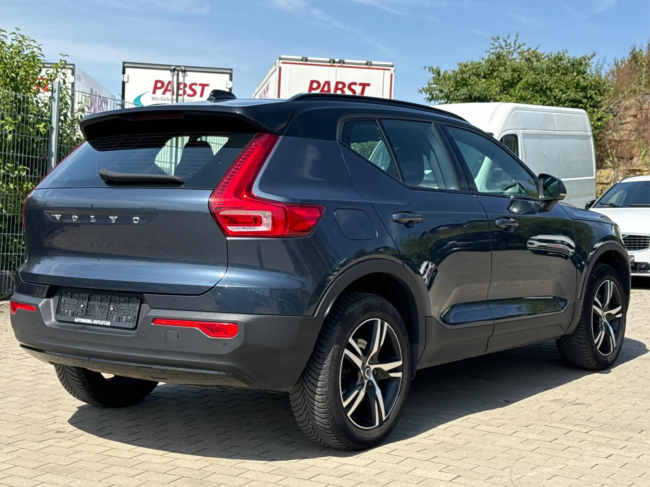 Volvo - XC40