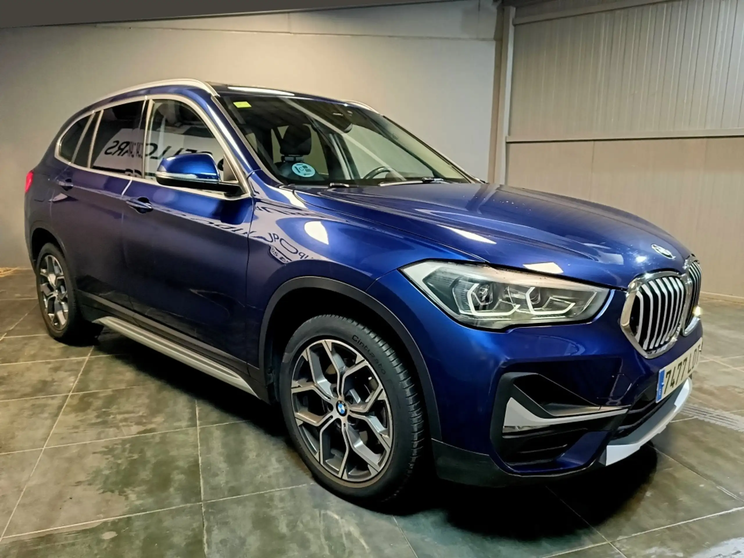 BMW - X1