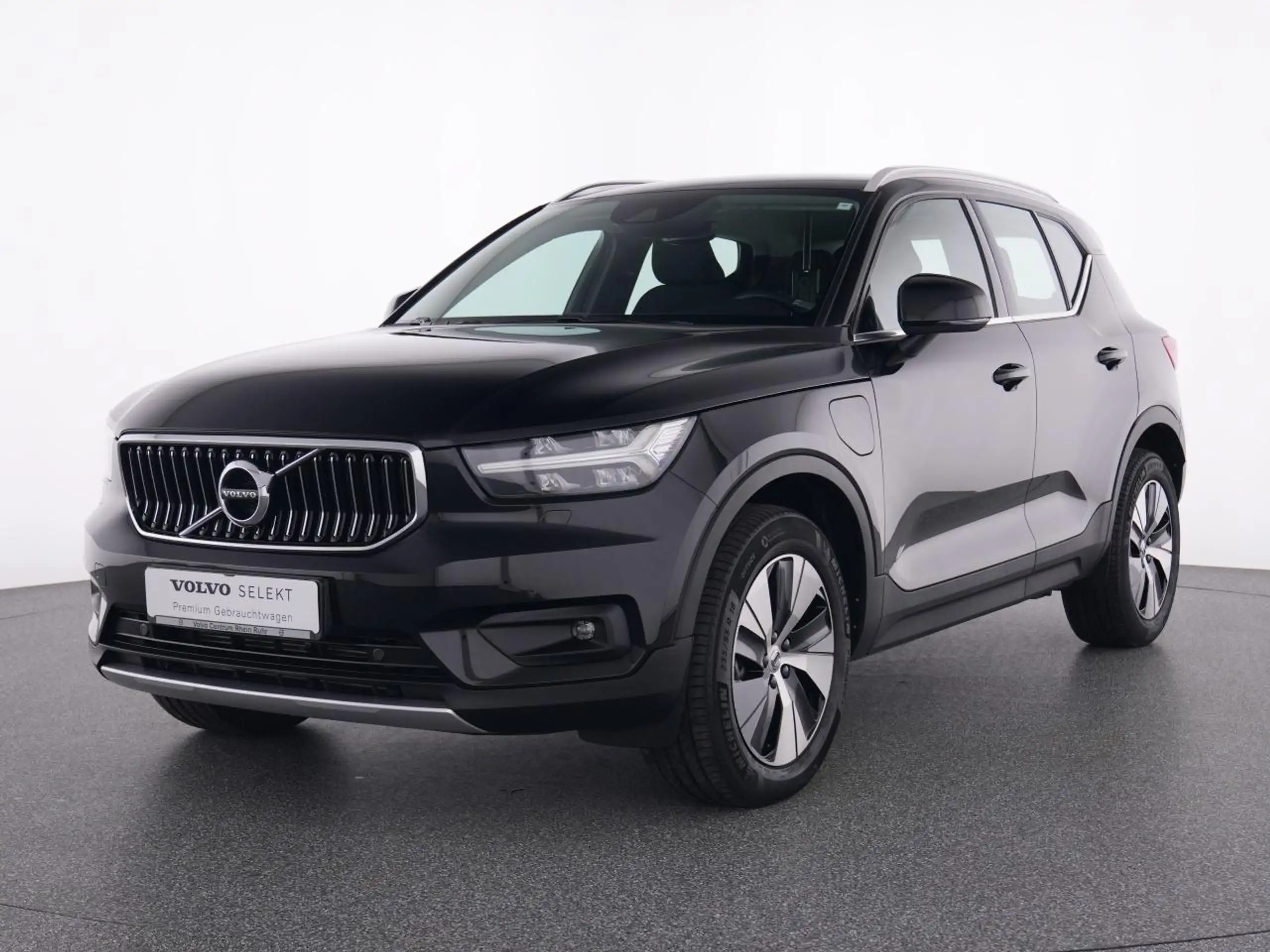 Volvo - XC40