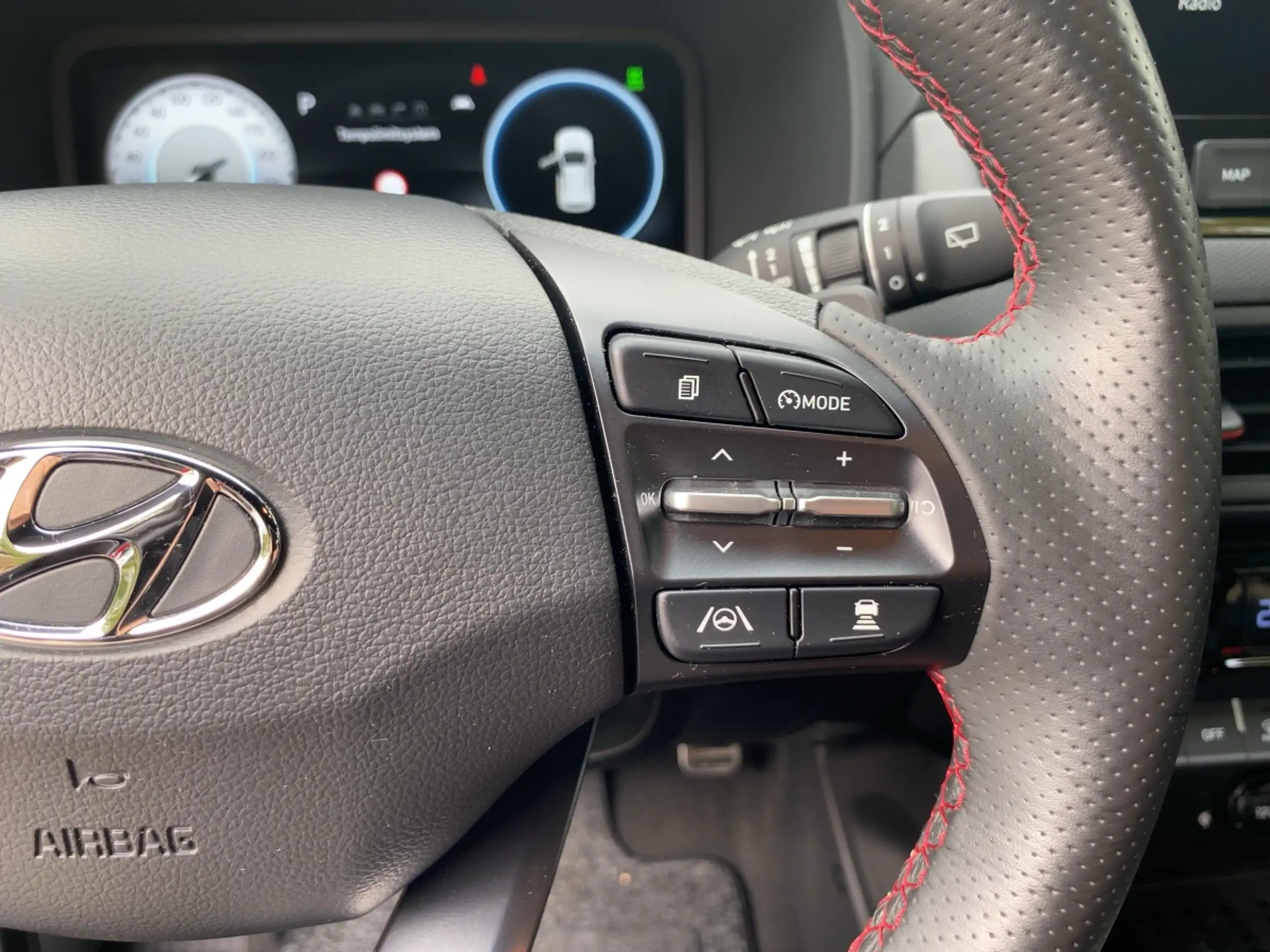 Hyundai - KONA