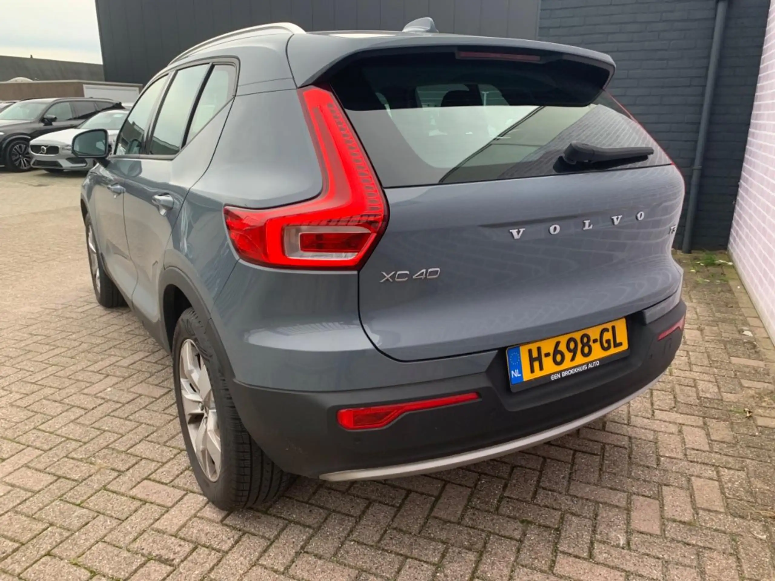 Volvo - XC40