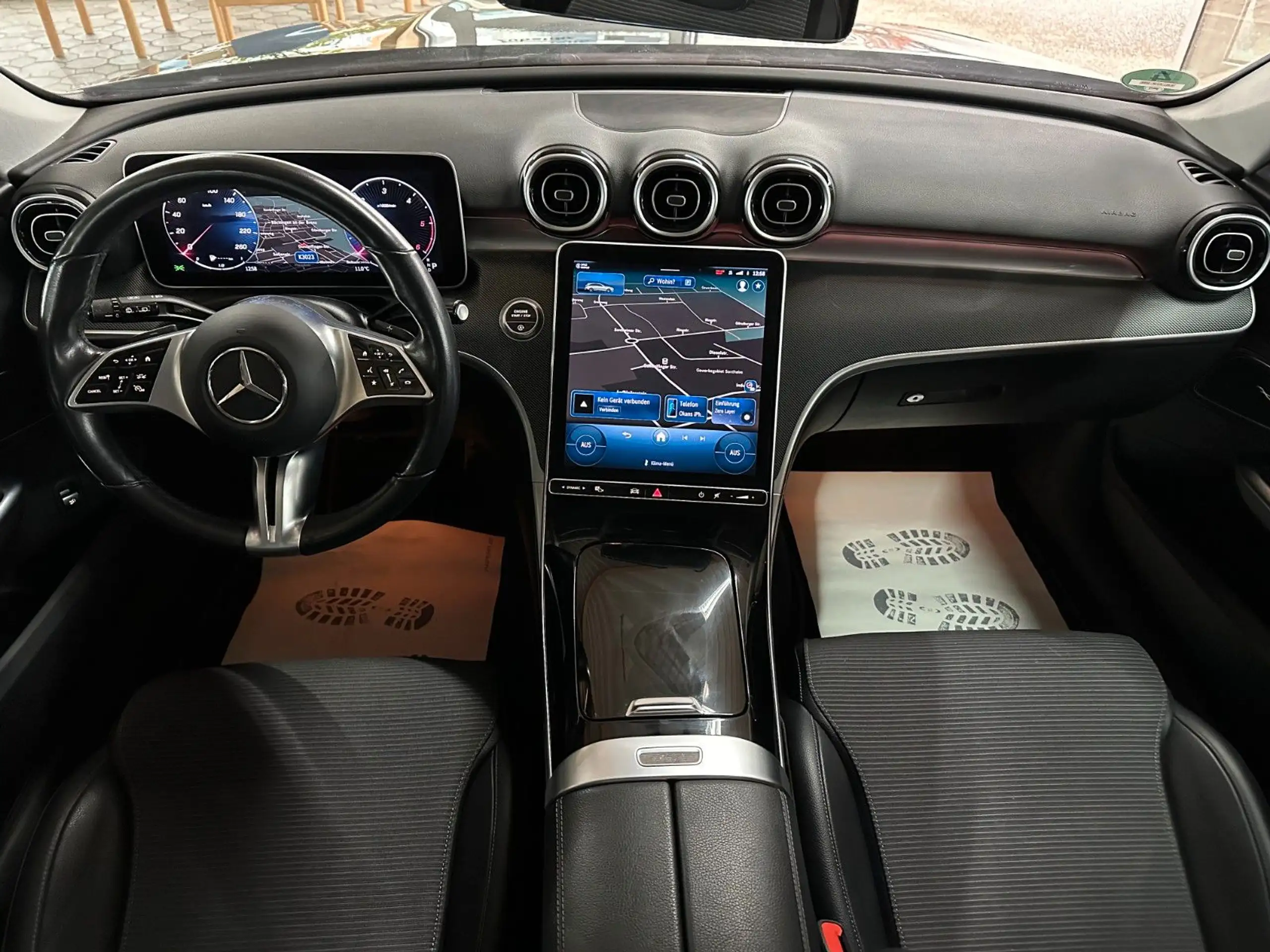 Mercedes-Benz - C 220