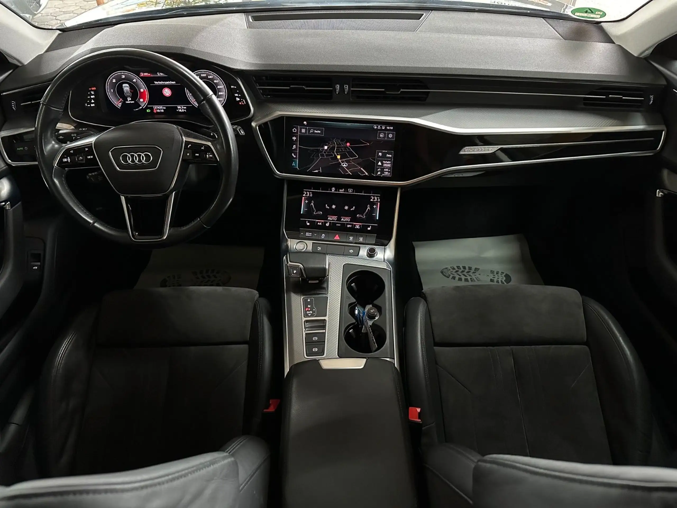 Audi - A6