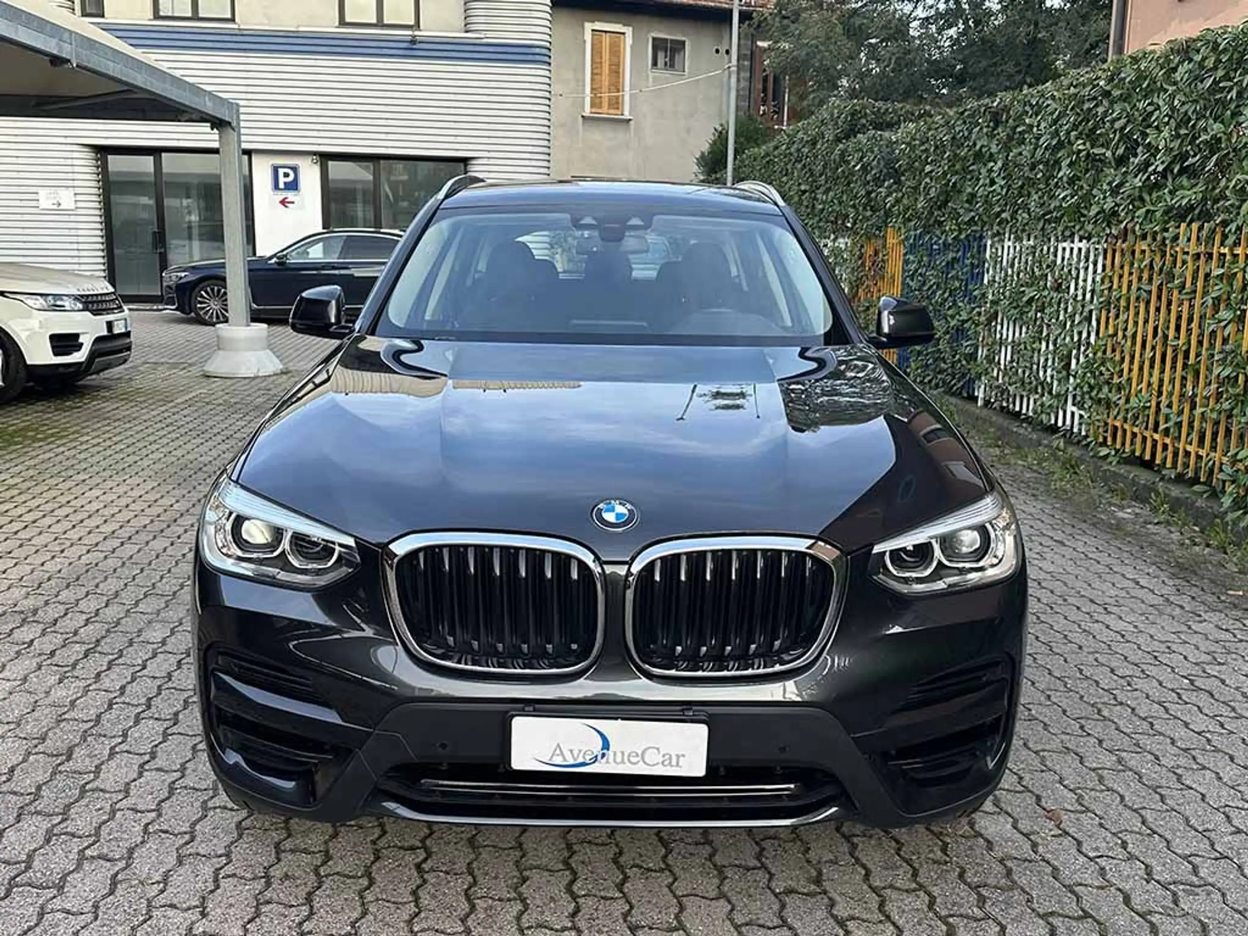 BMW - X3