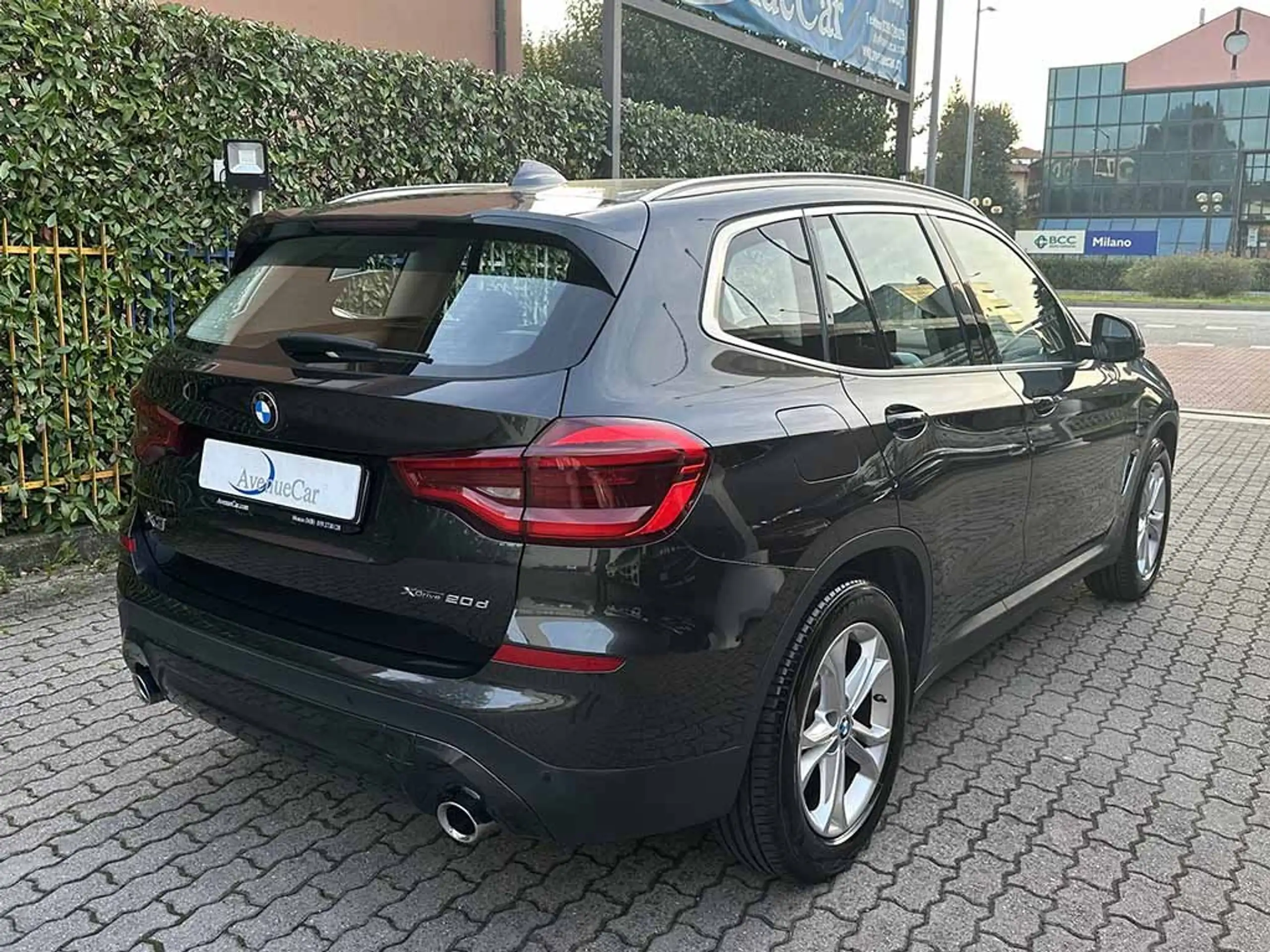 BMW - X3