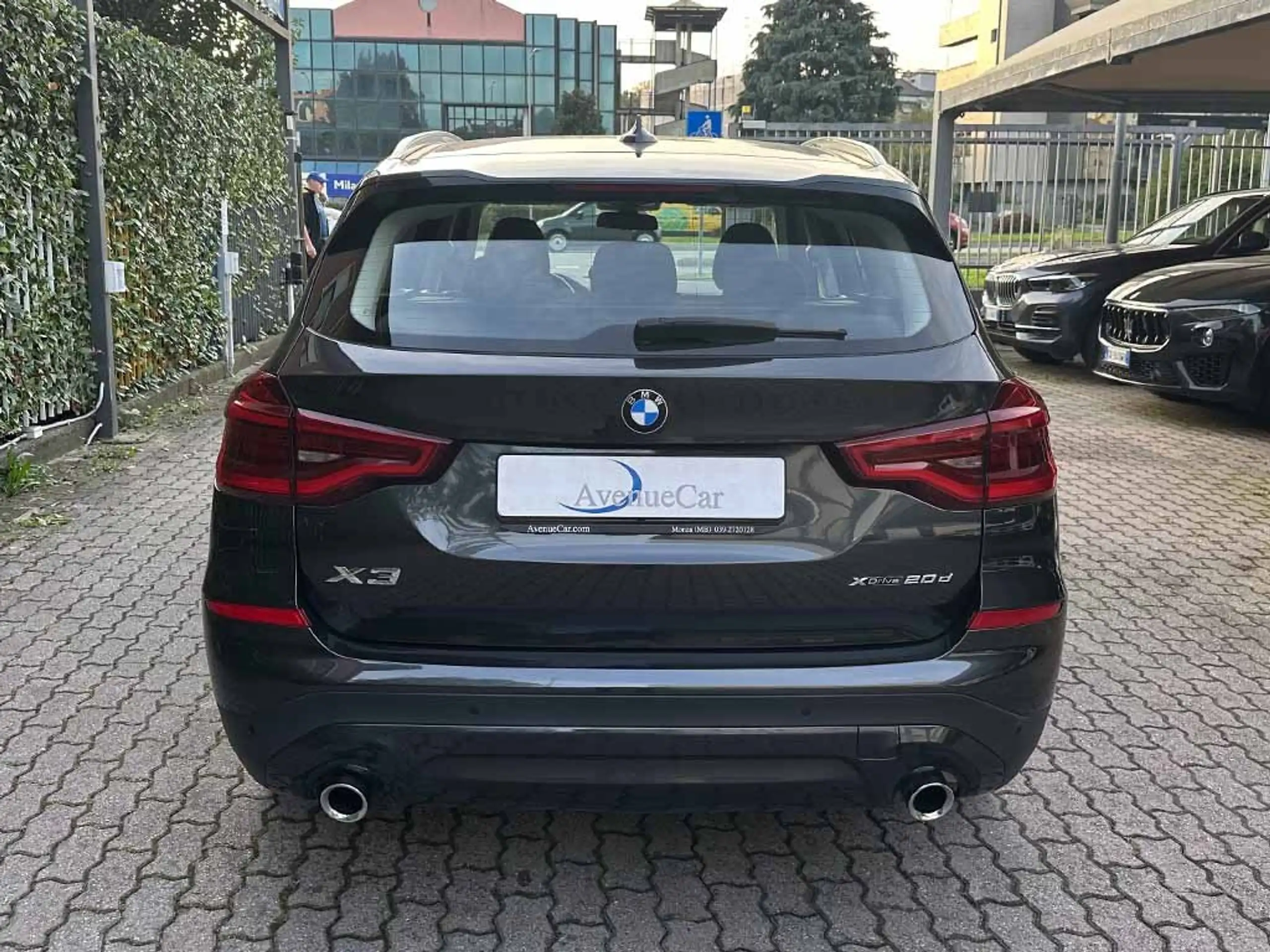 BMW - X3