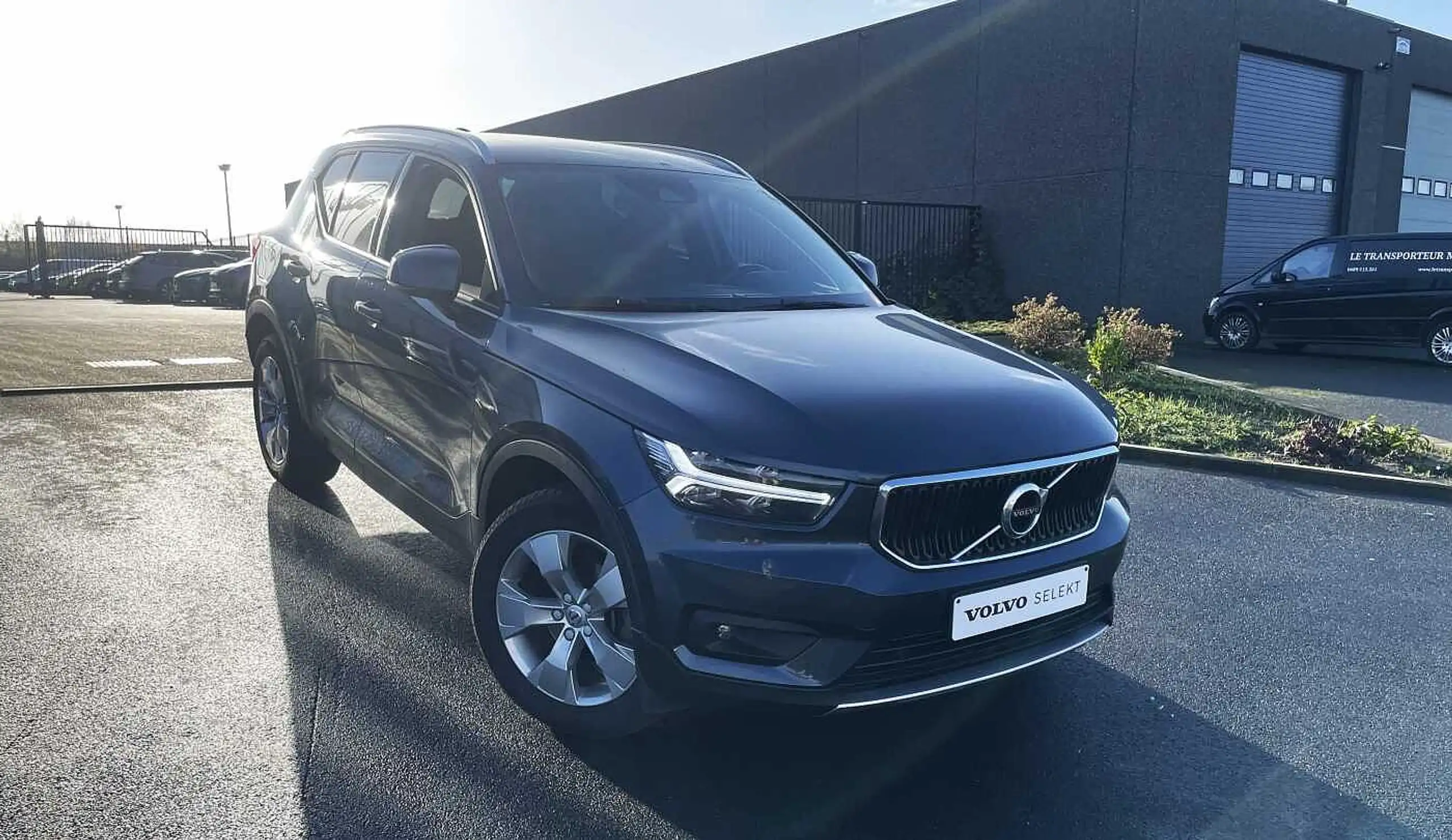 Volvo - XC40