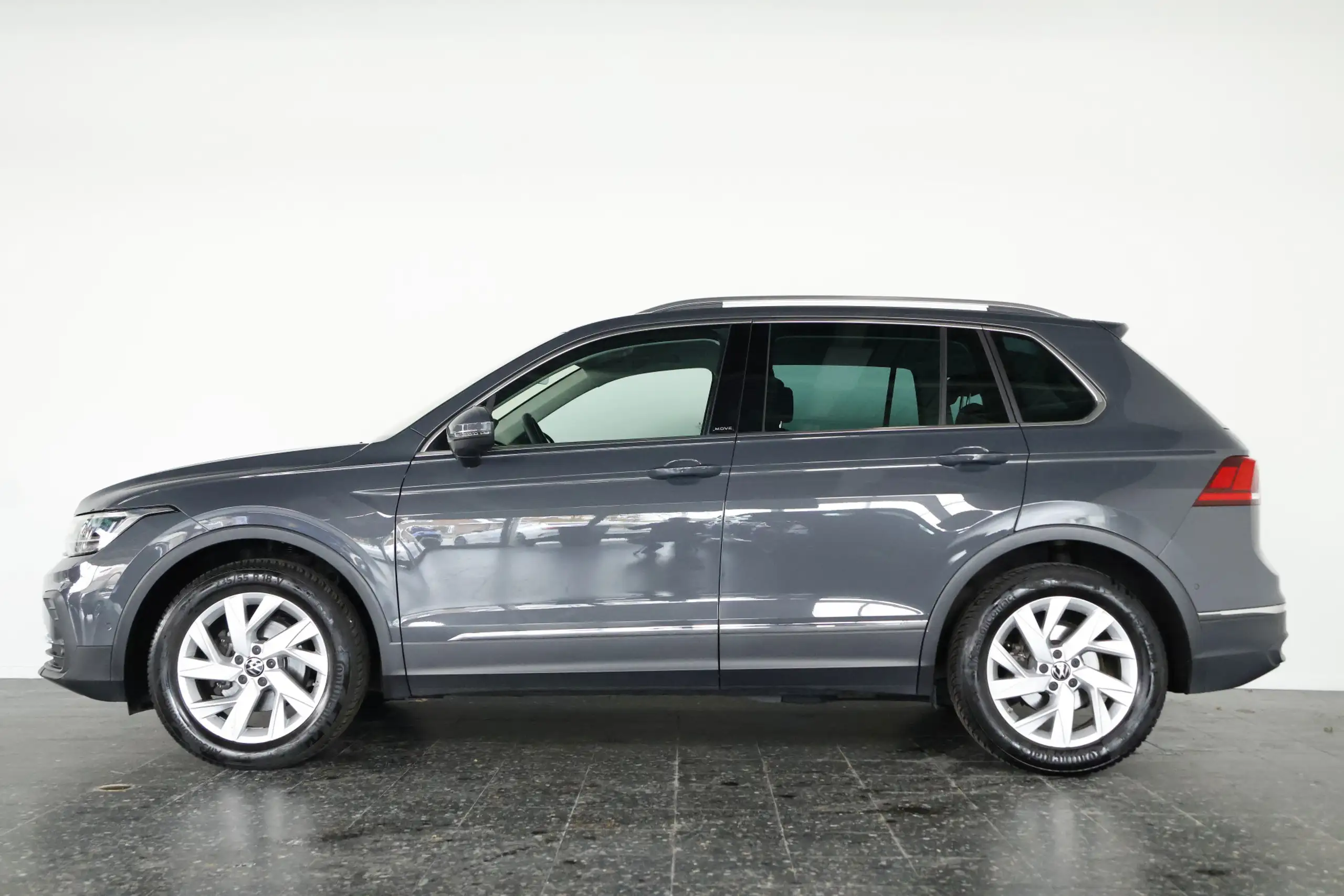 Volkswagen - Tiguan