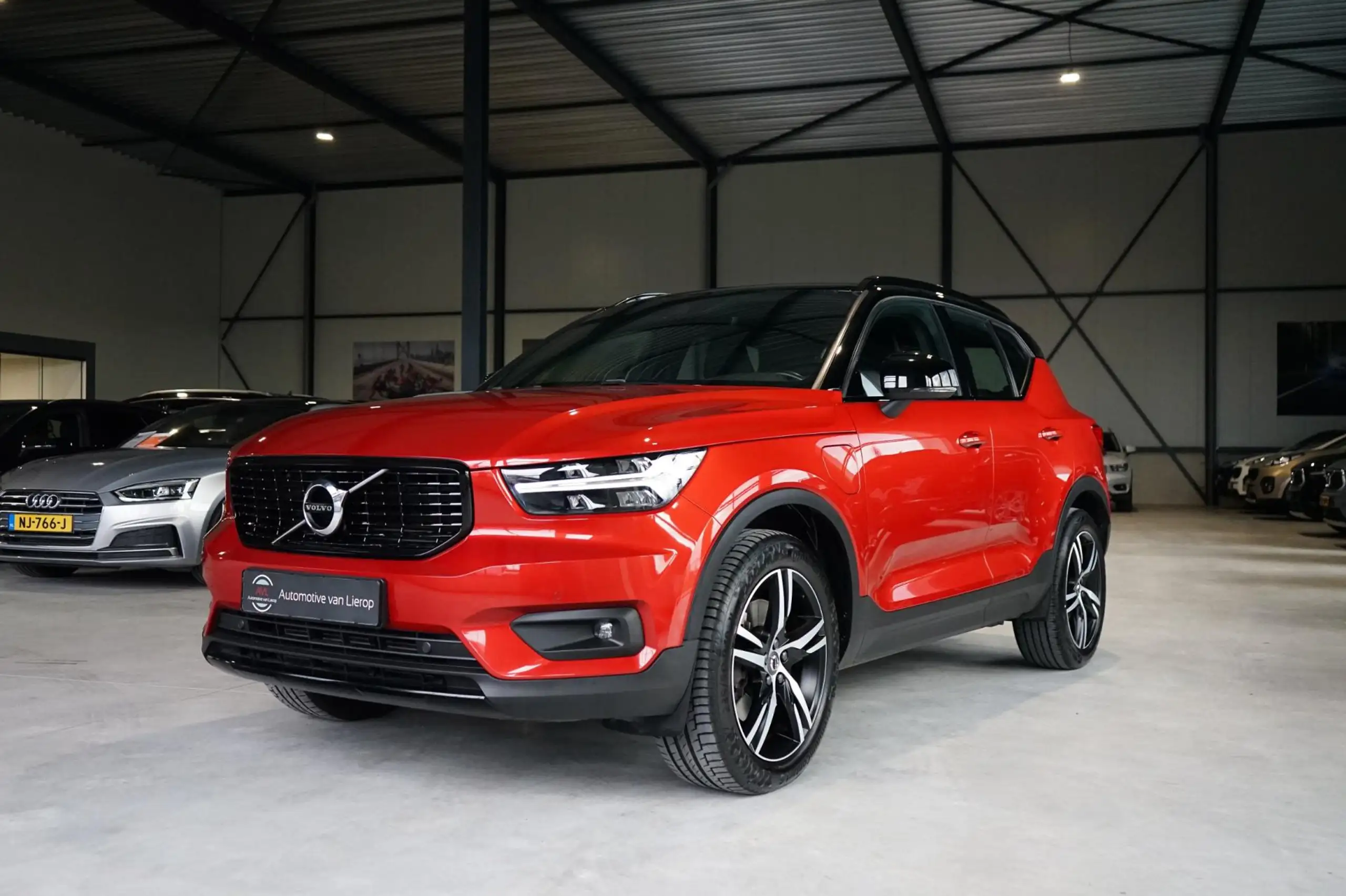 Volvo - XC40