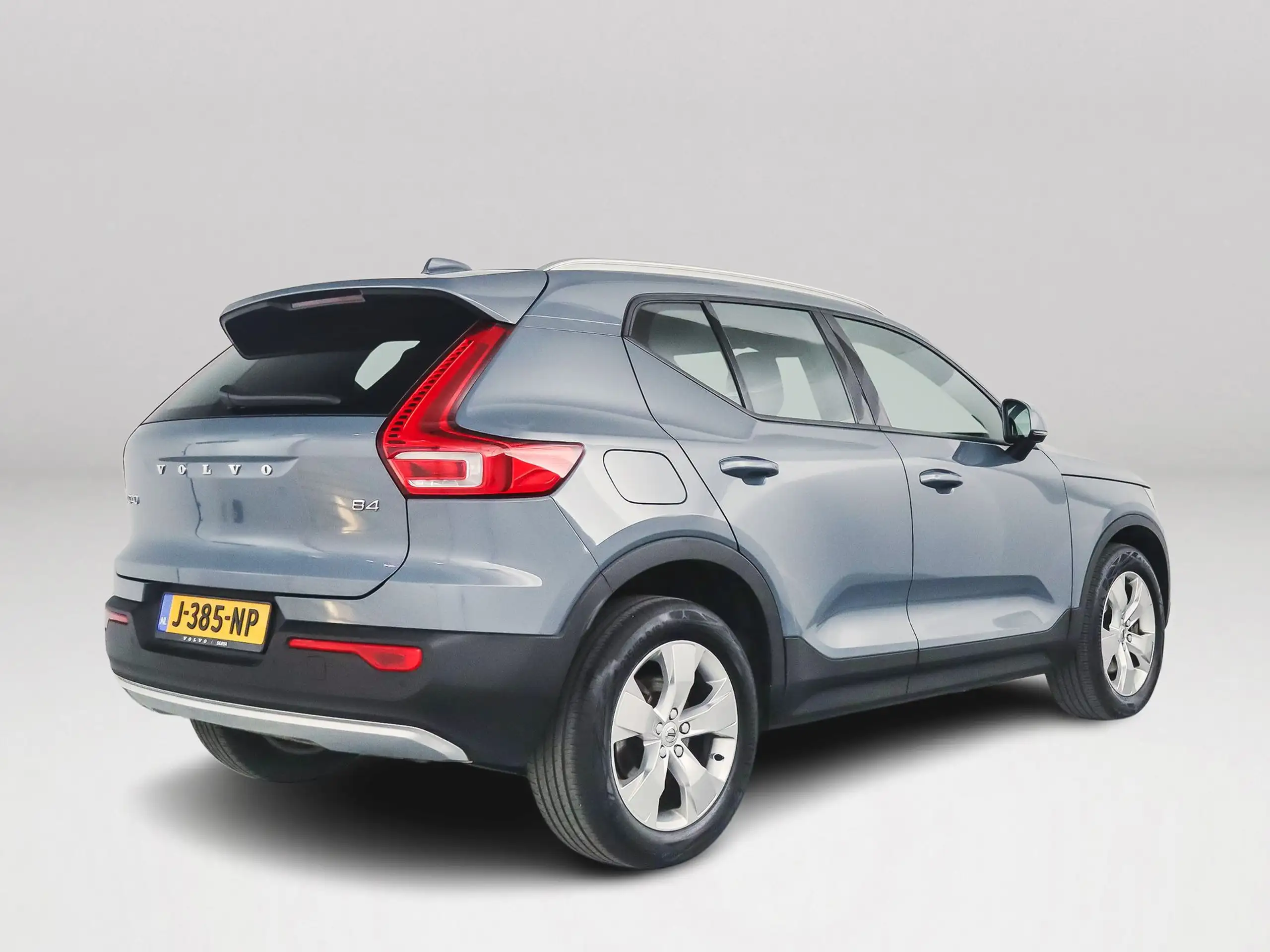 Volvo - XC40