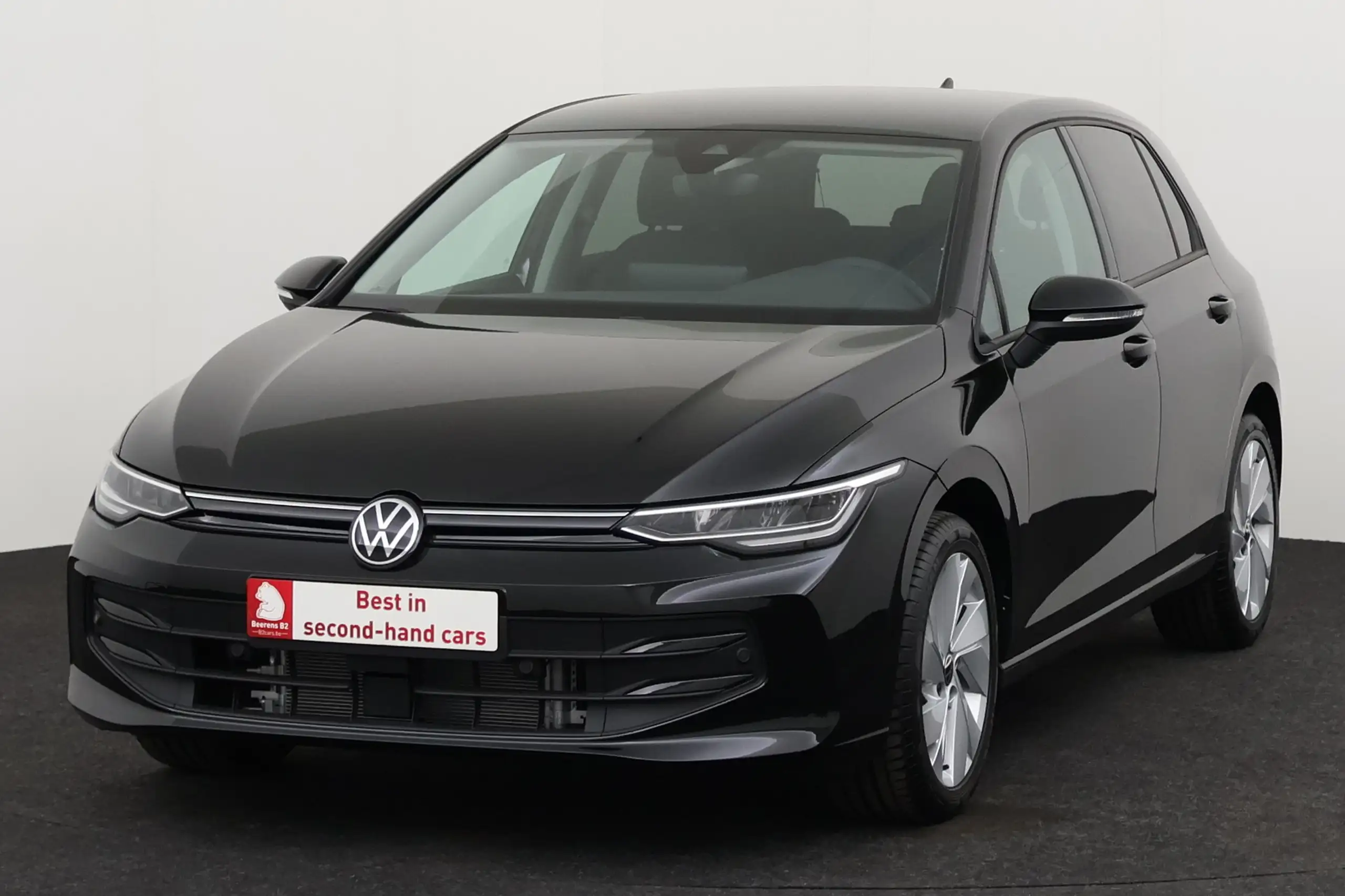 Volkswagen - Golf