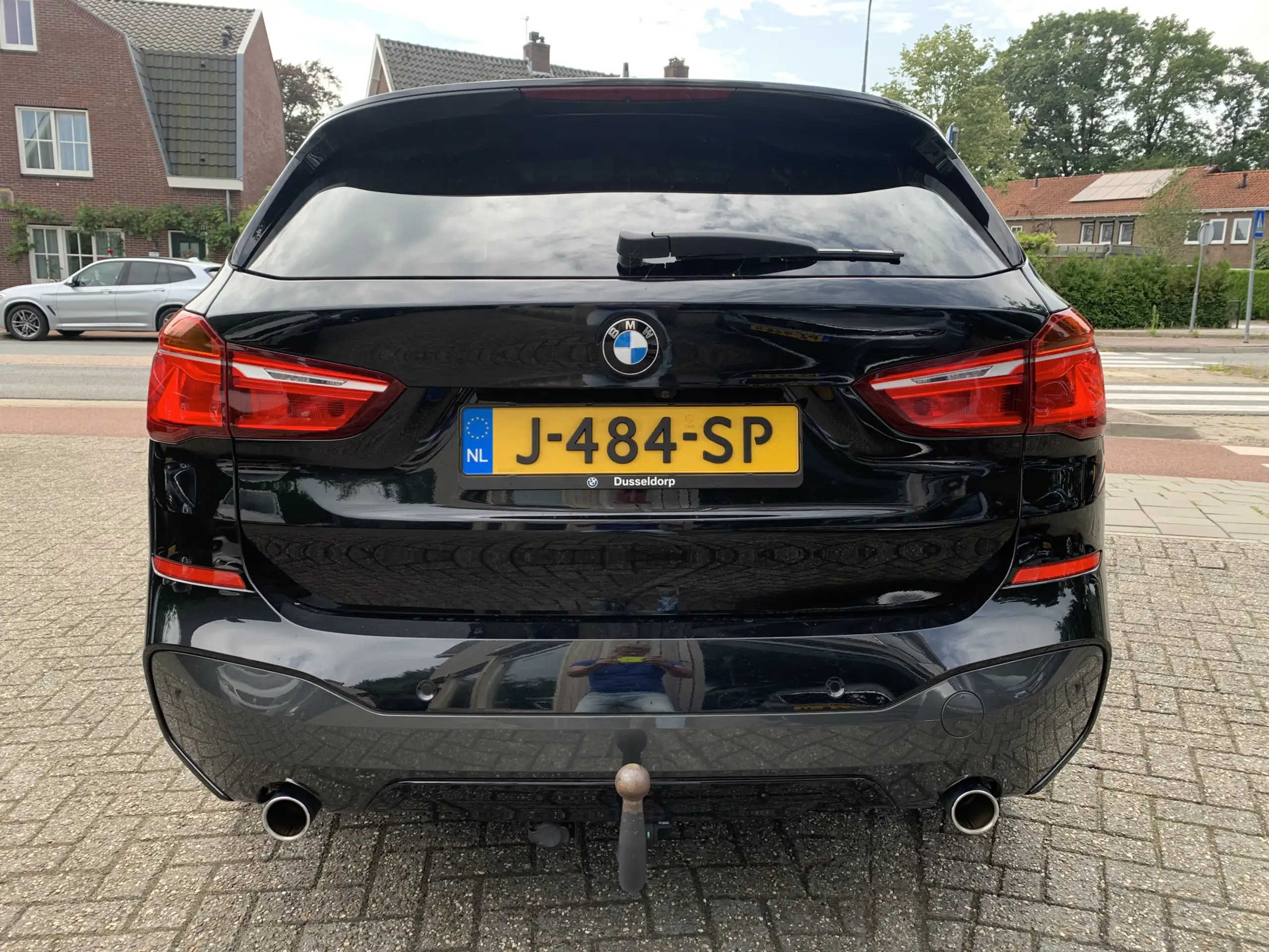 BMW - X1