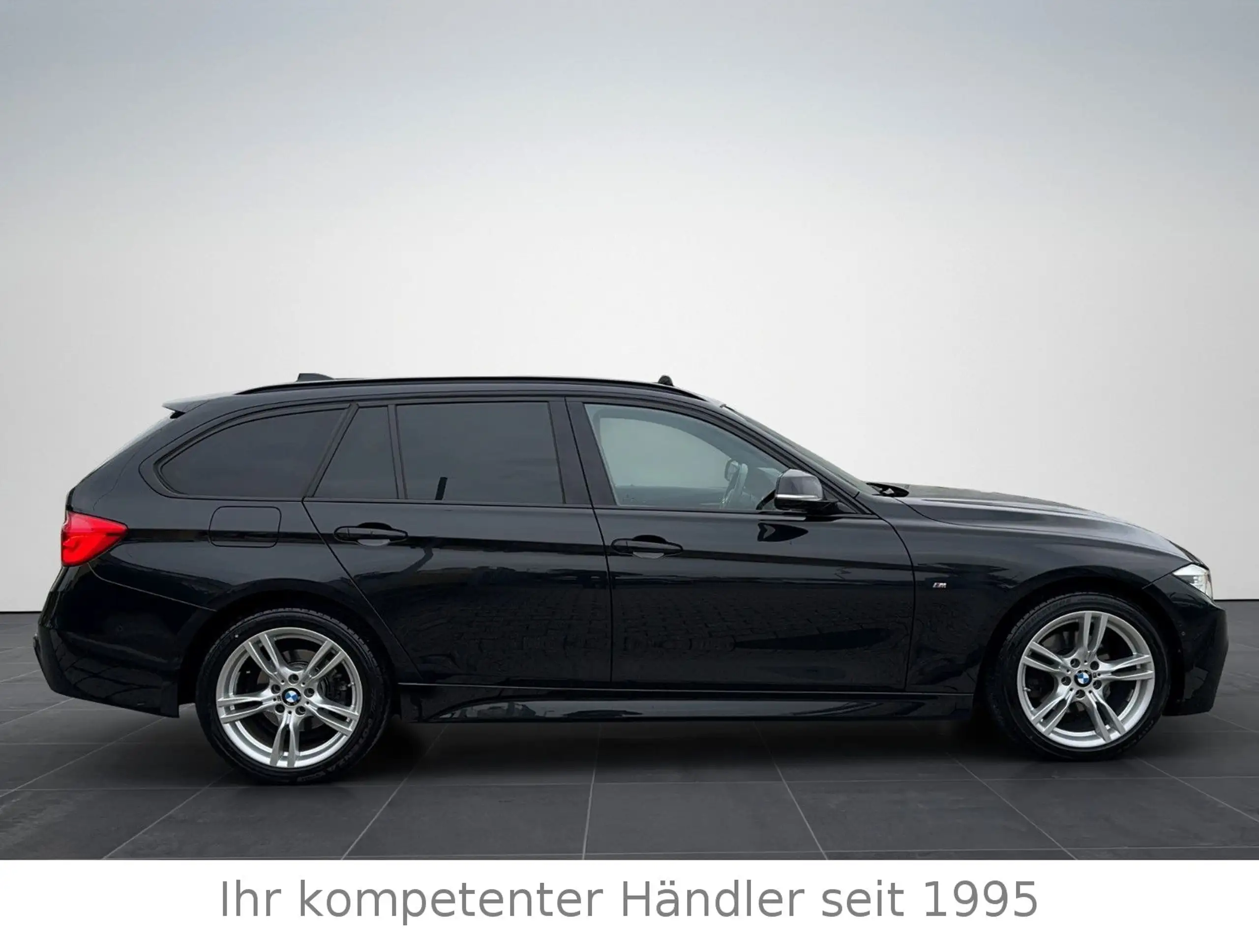 BMW - 320