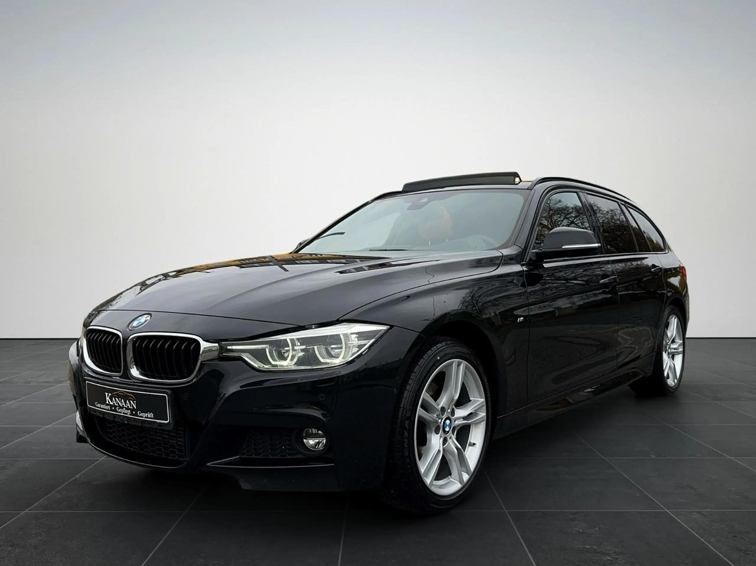 BMW 320 2019