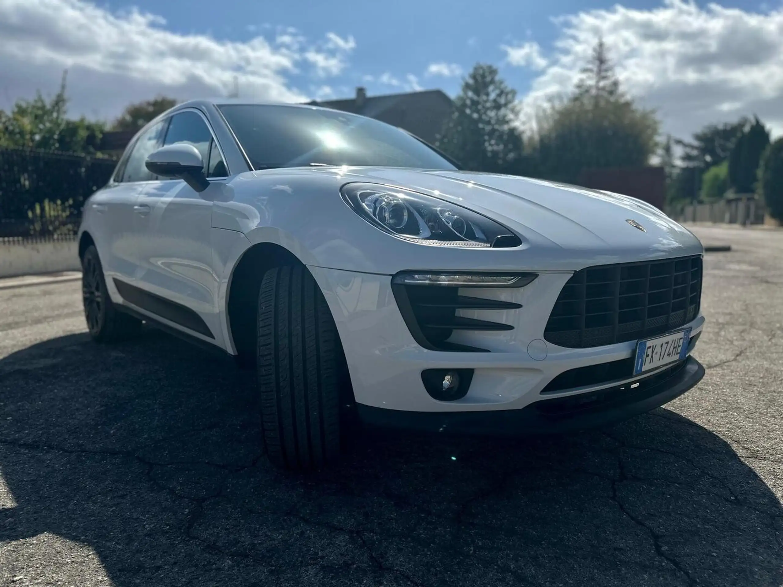 Porsche - Macan