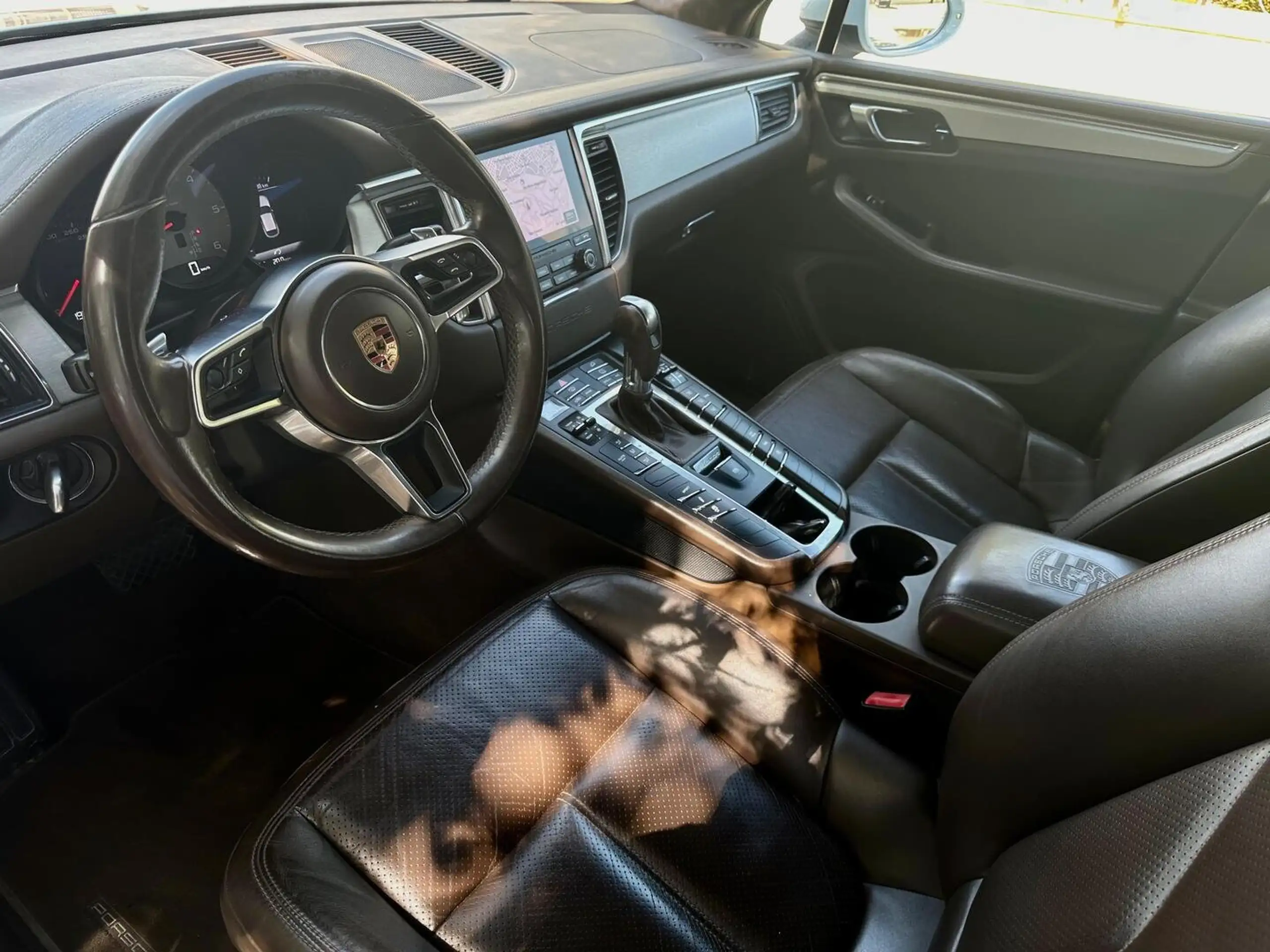 Porsche - Macan