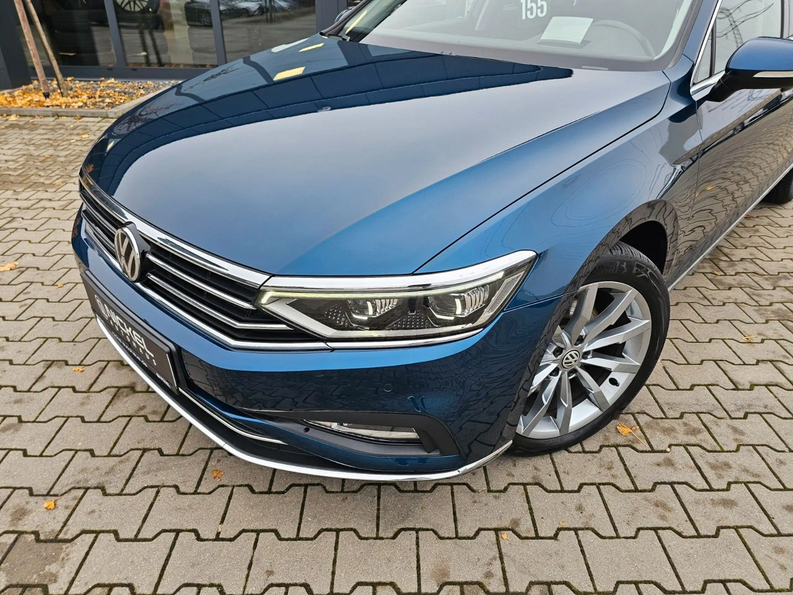 Volkswagen - Passat Variant