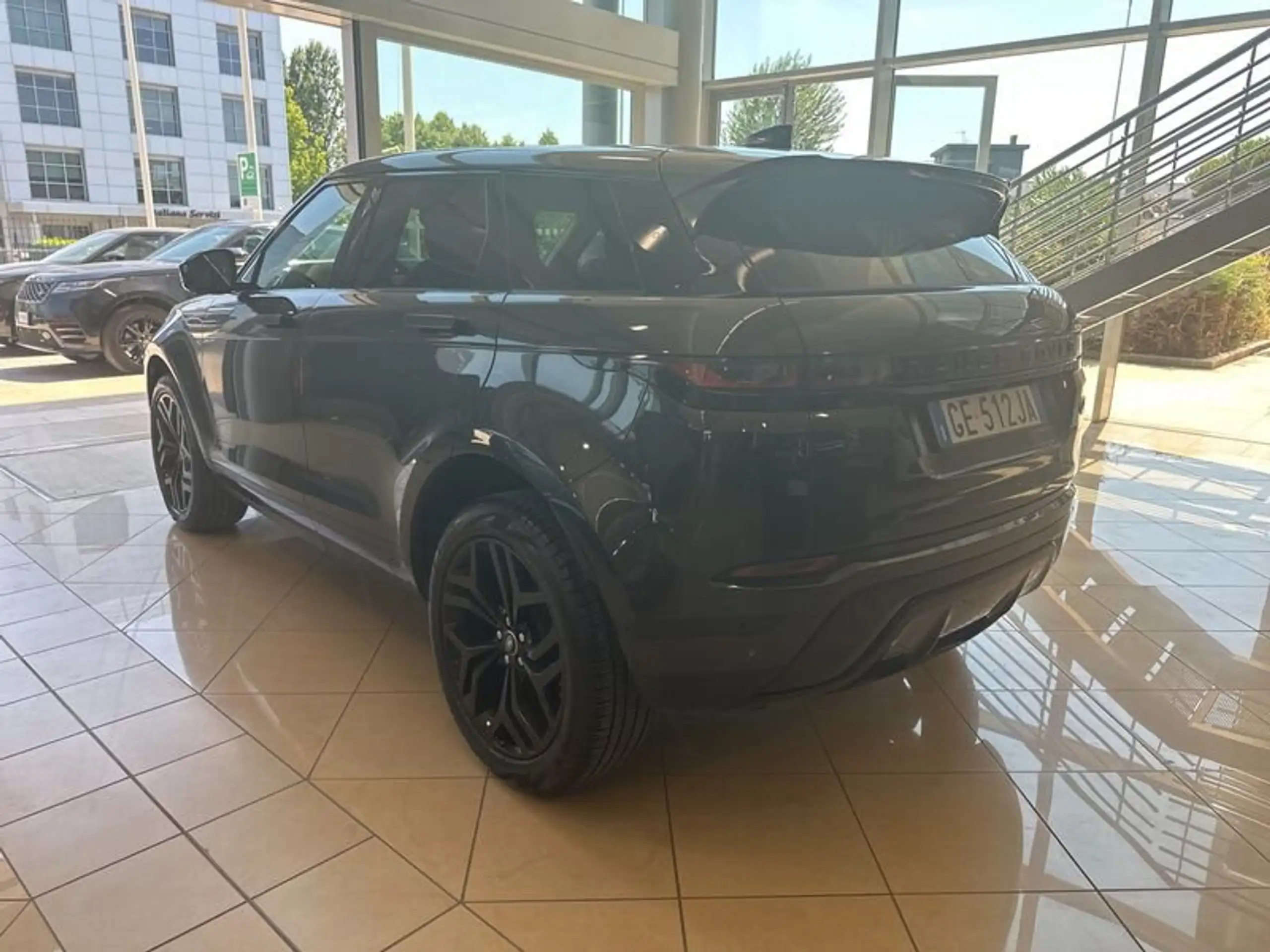 Land Rover - Range Rover Evoque