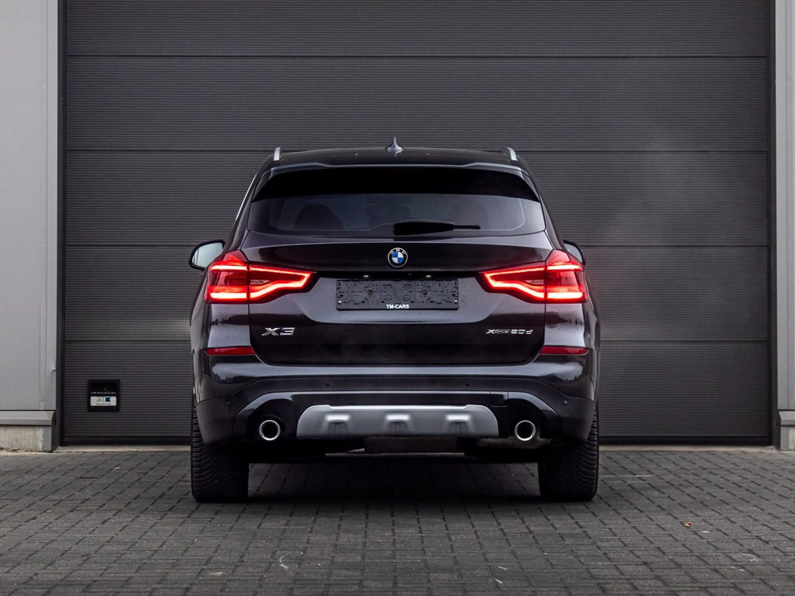 BMW - X3