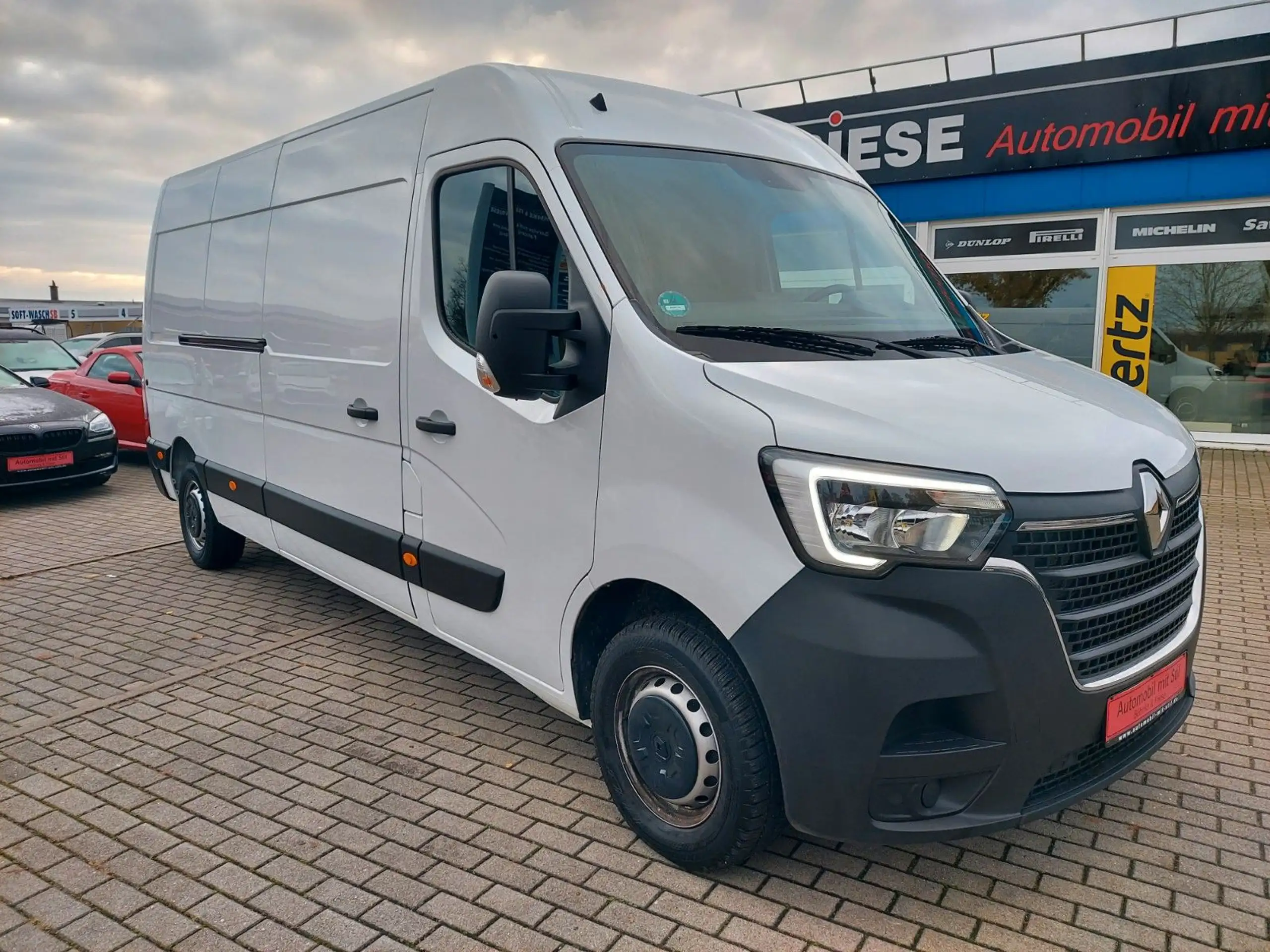 Renault Master 2023