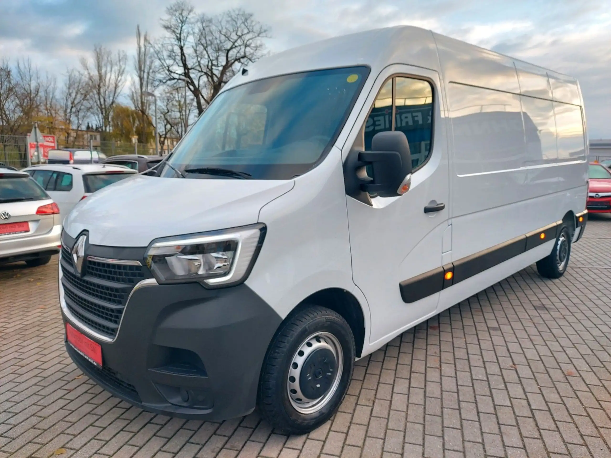 Renault - Master