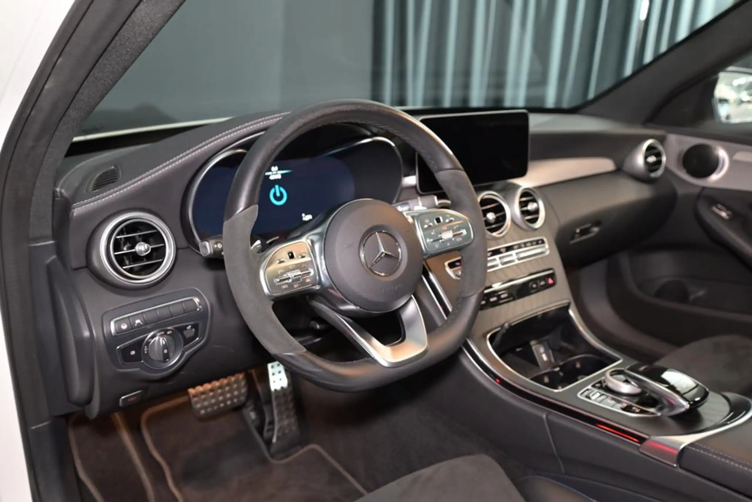 Mercedes-Benz - C 300