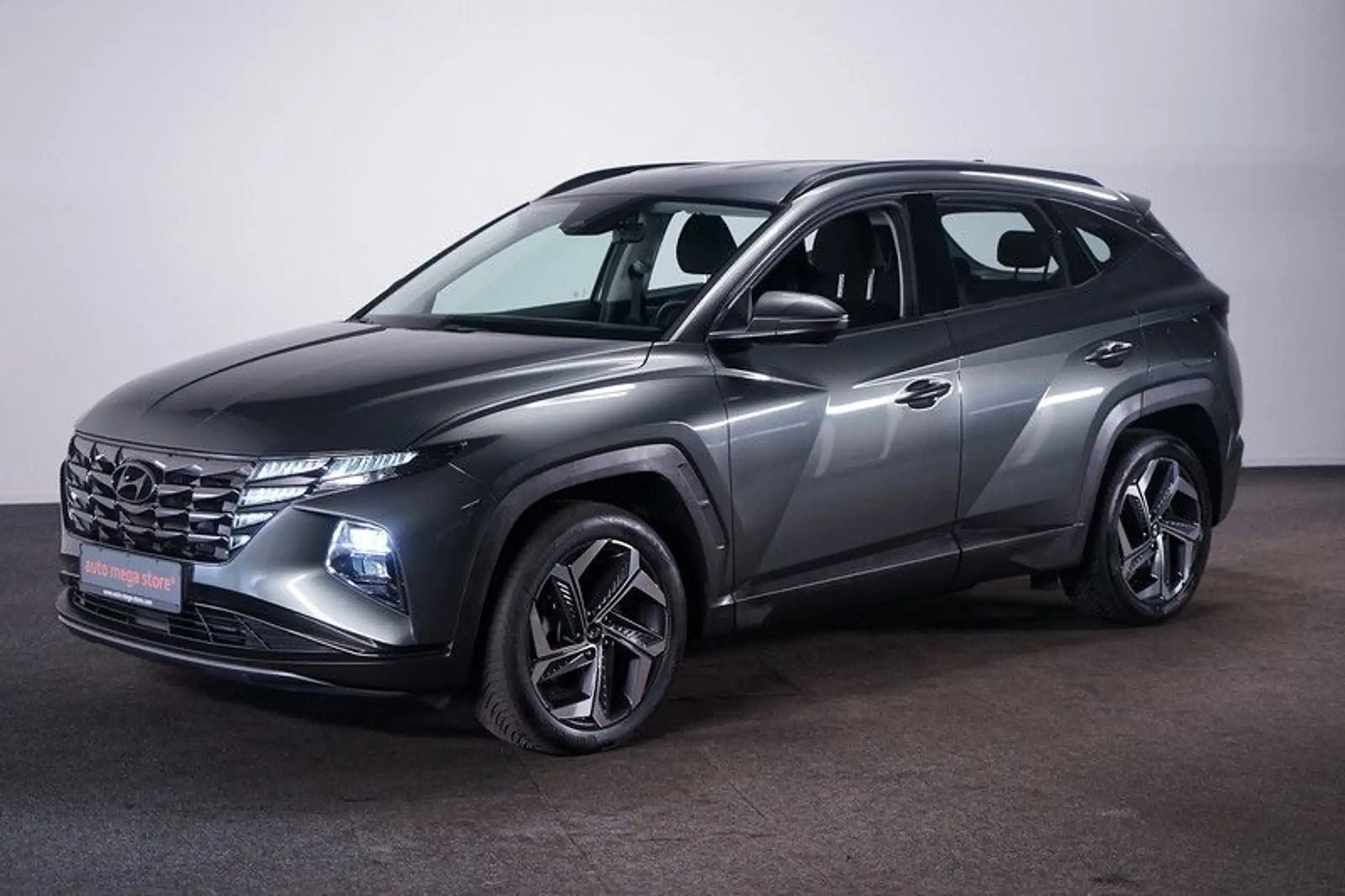 Hyundai - TUCSON