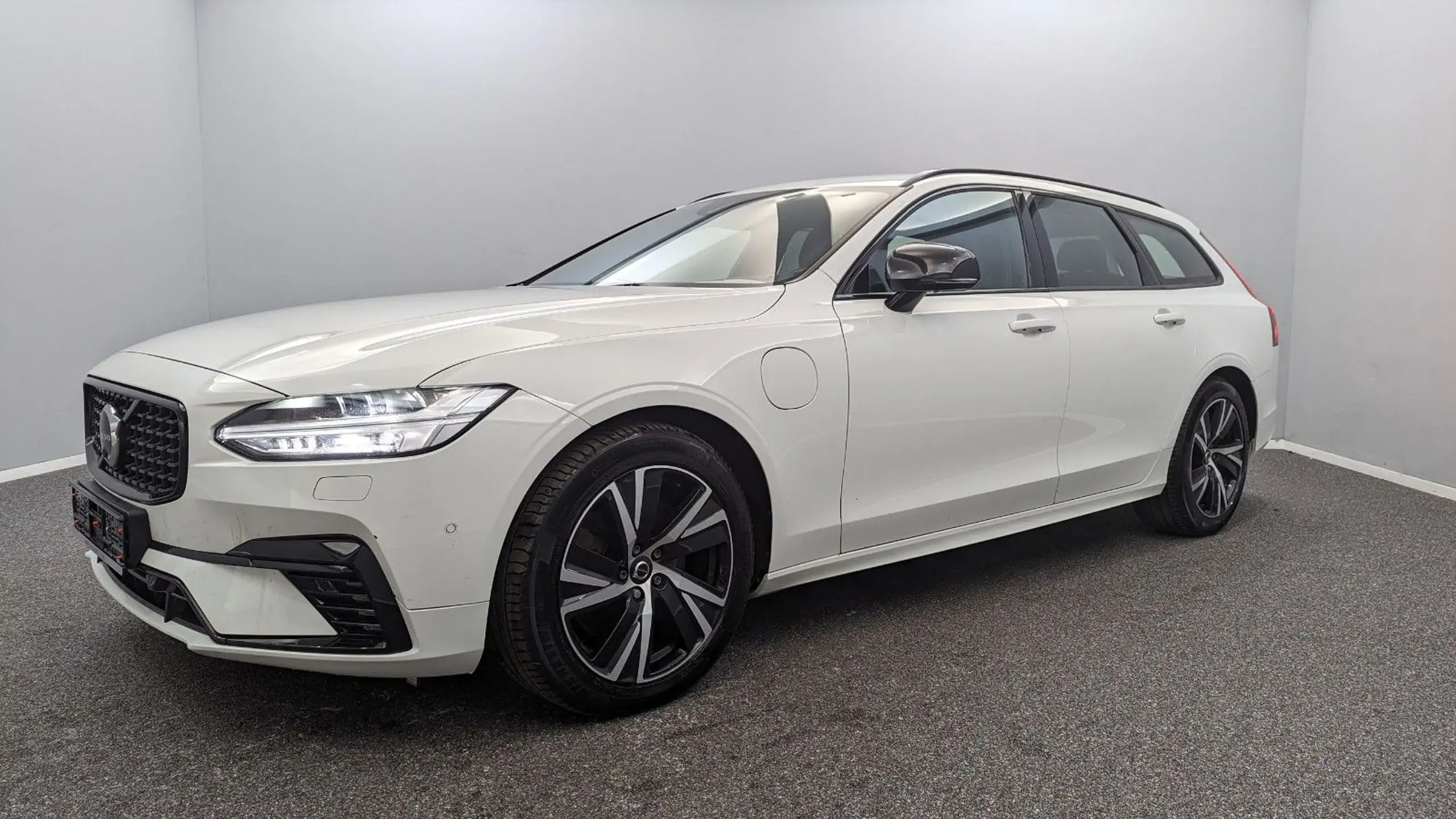 Volvo V90 2020