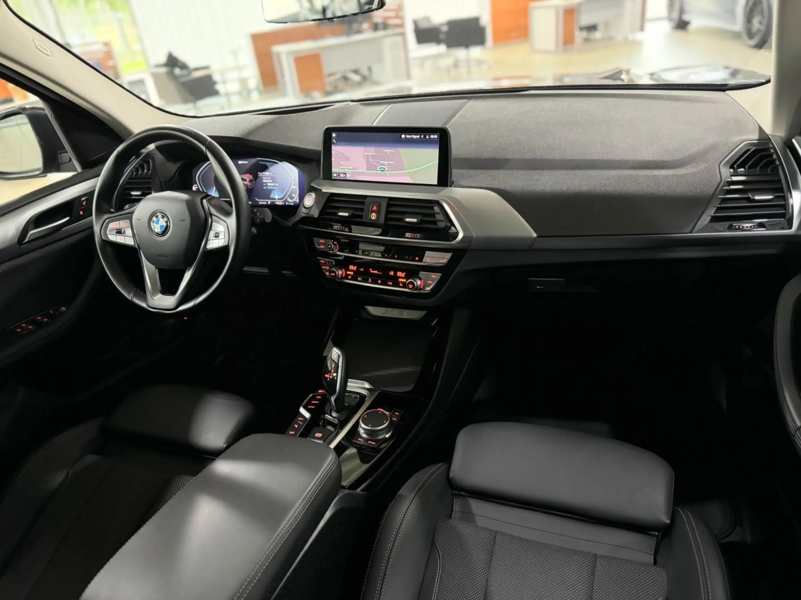 BMW - X3