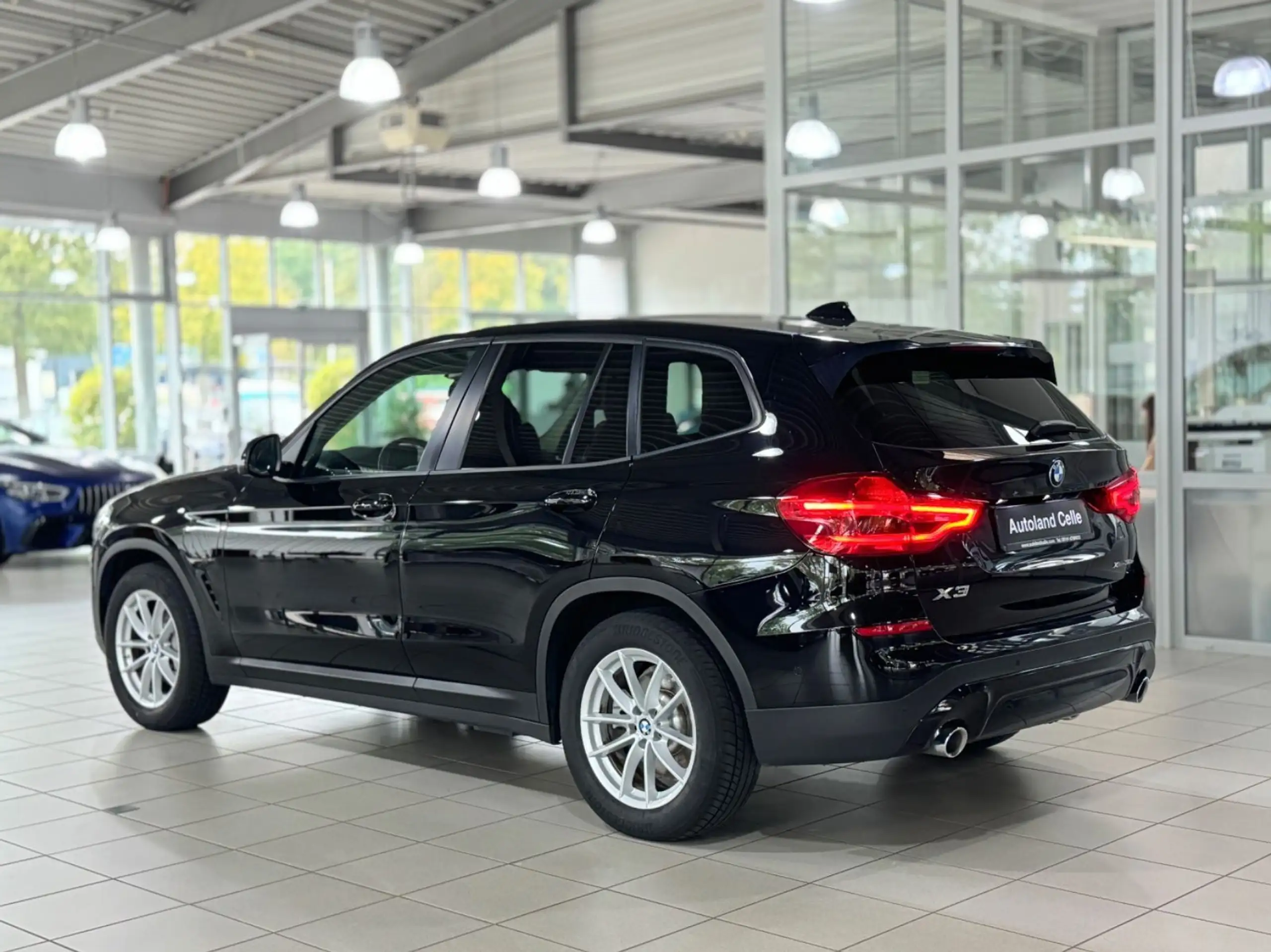 BMW - X3