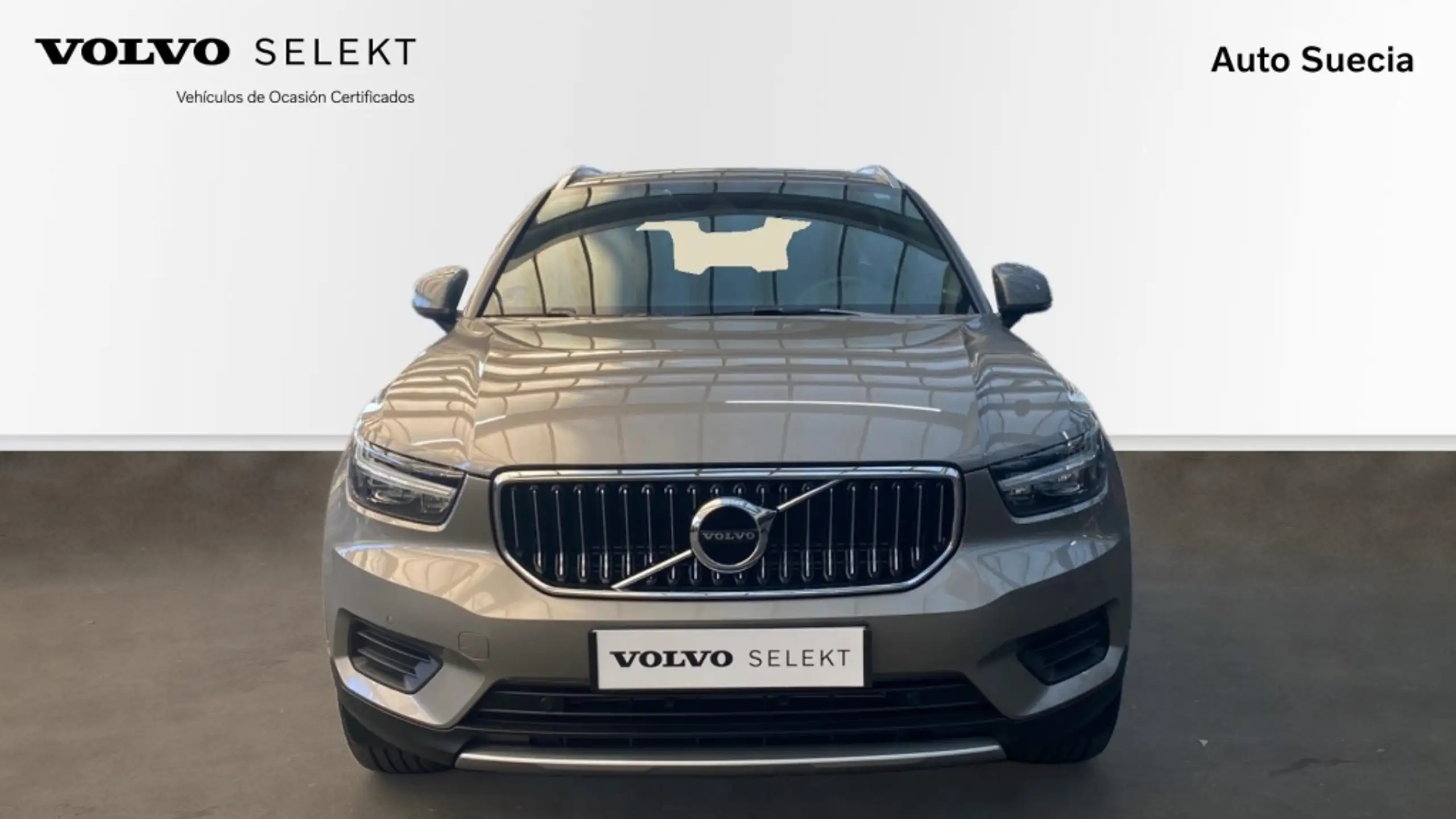 Volvo - XC40