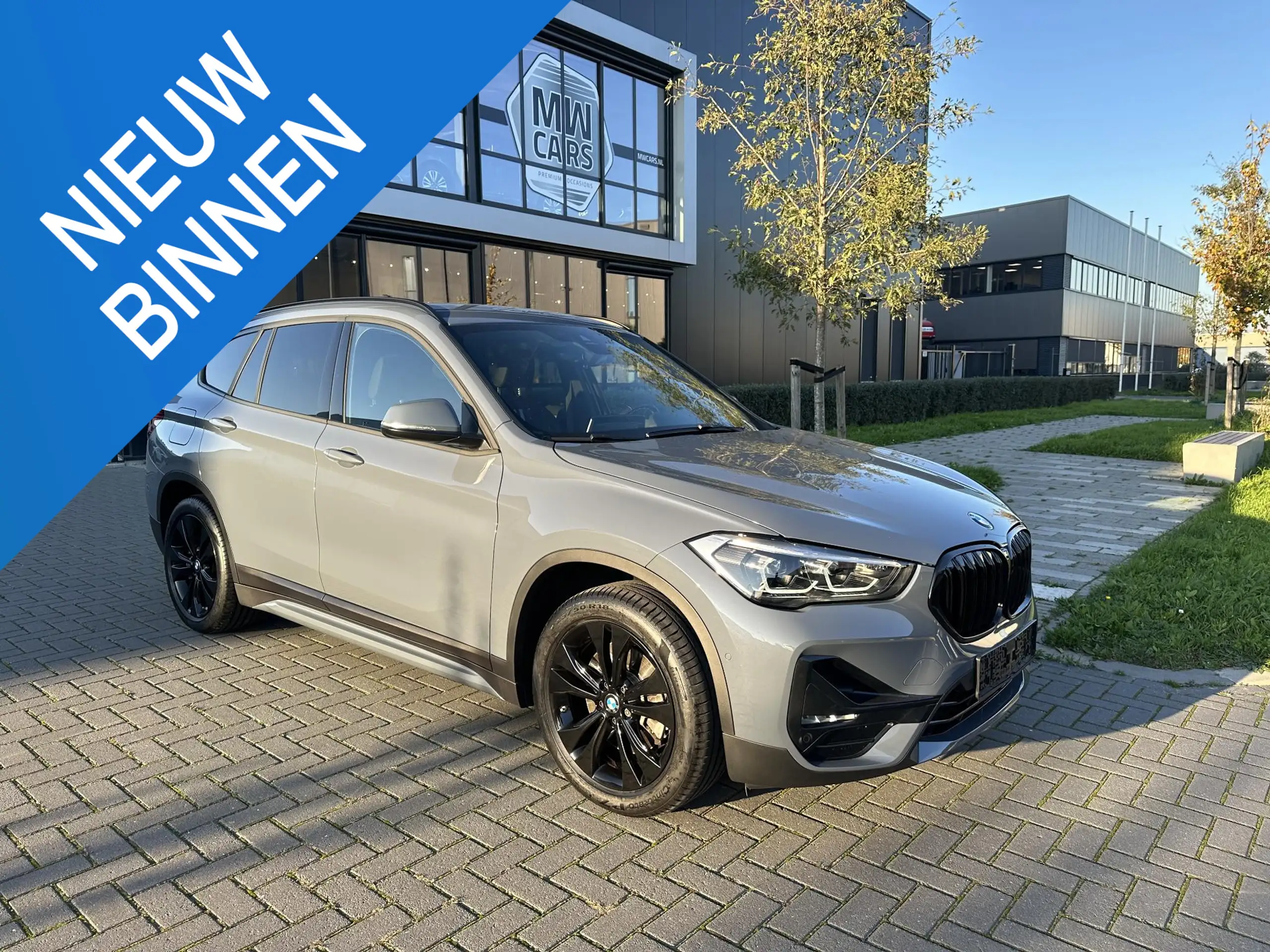 BMW - X1